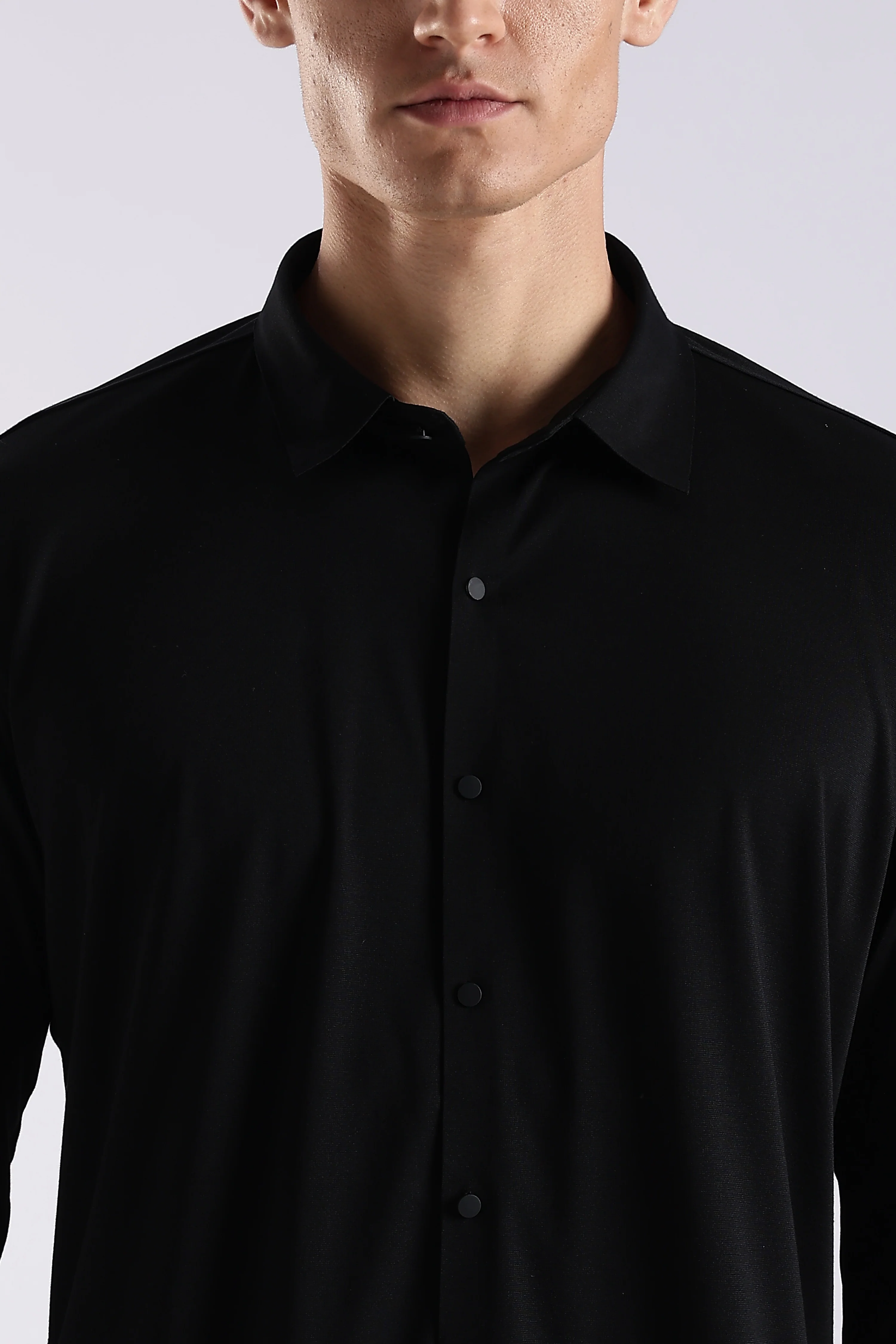 Men Black Knitted Slim Fit Shirt - Image 9