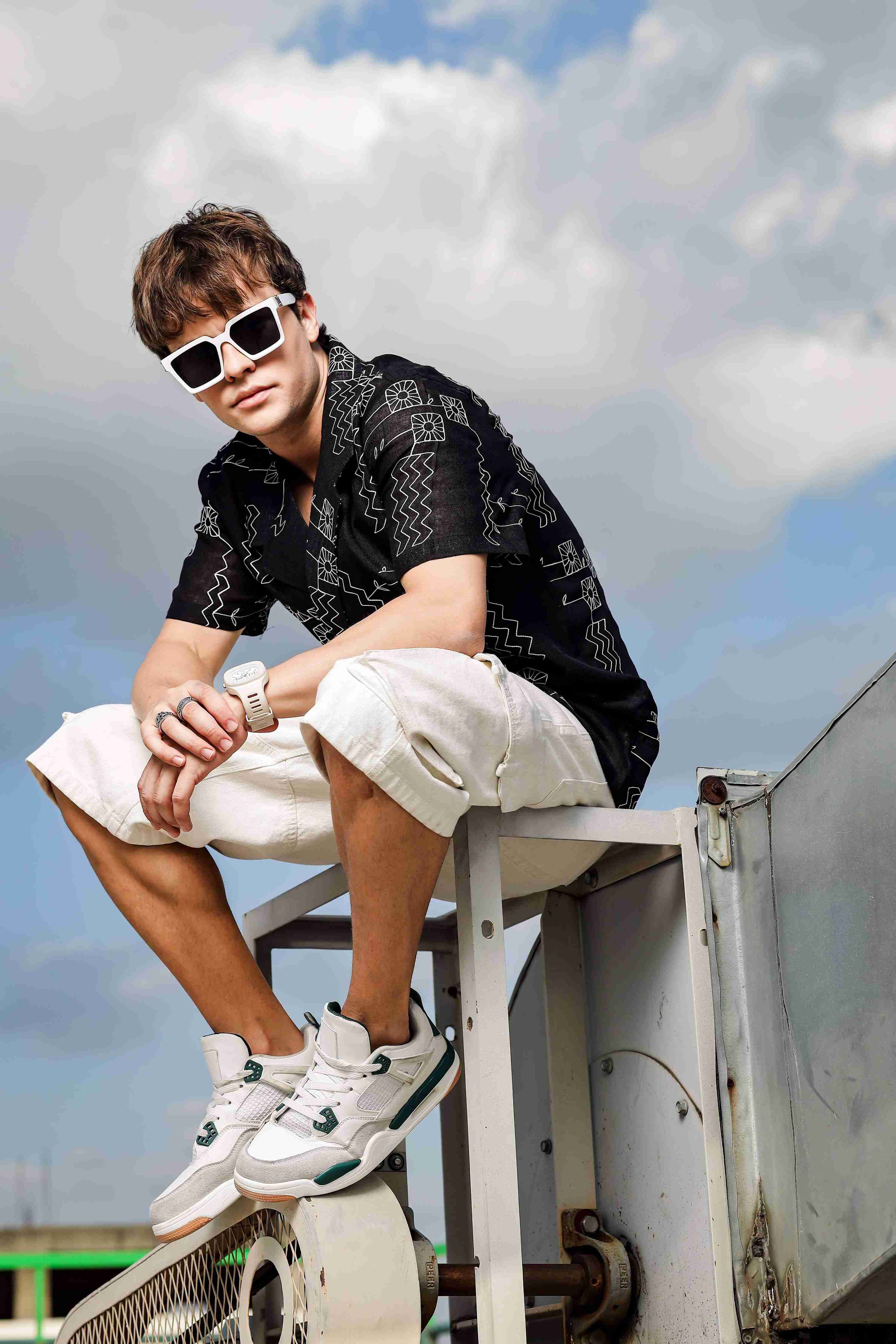 Men Black Korean Shirt - Image 9