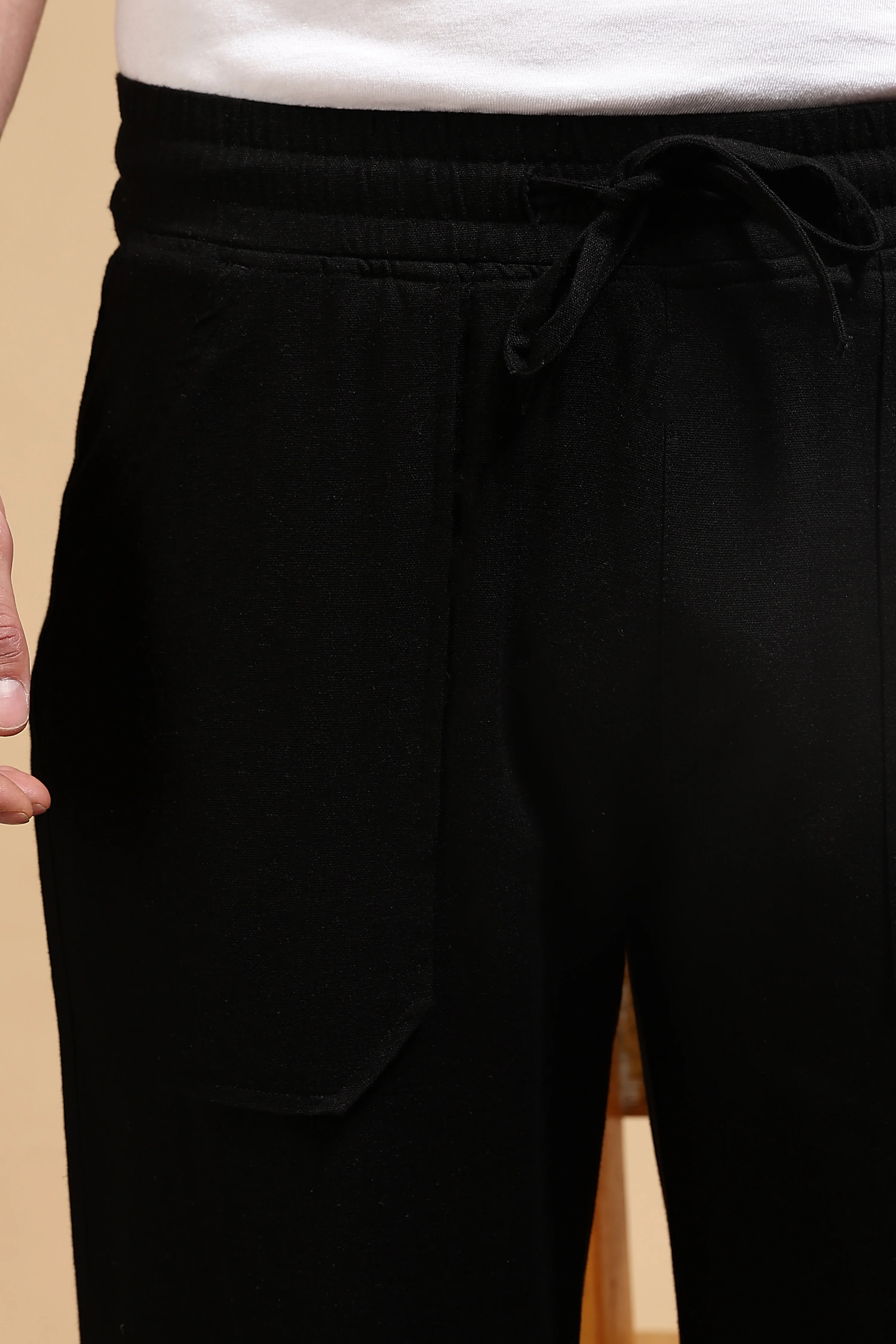 Men Black Linen Blend Loose Fit Drawcord Trousers - Image 5
