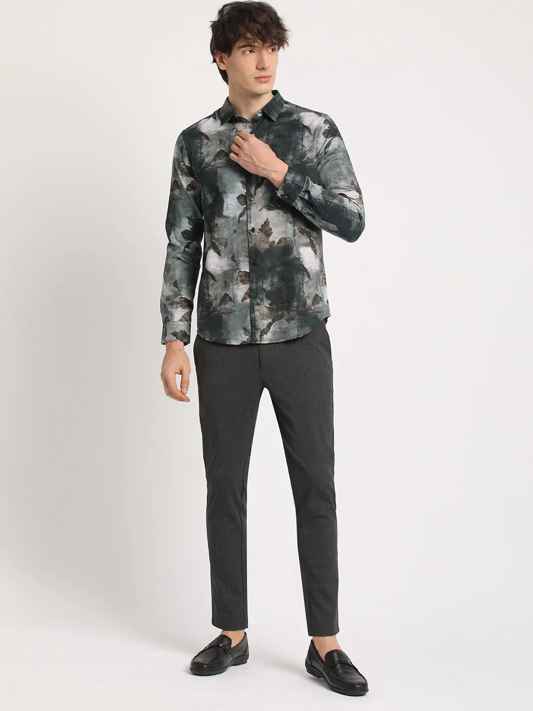 Men  Black Marble Swirl Pattern Long-Sleeve Slim Fit Casual Shirt - Image 5