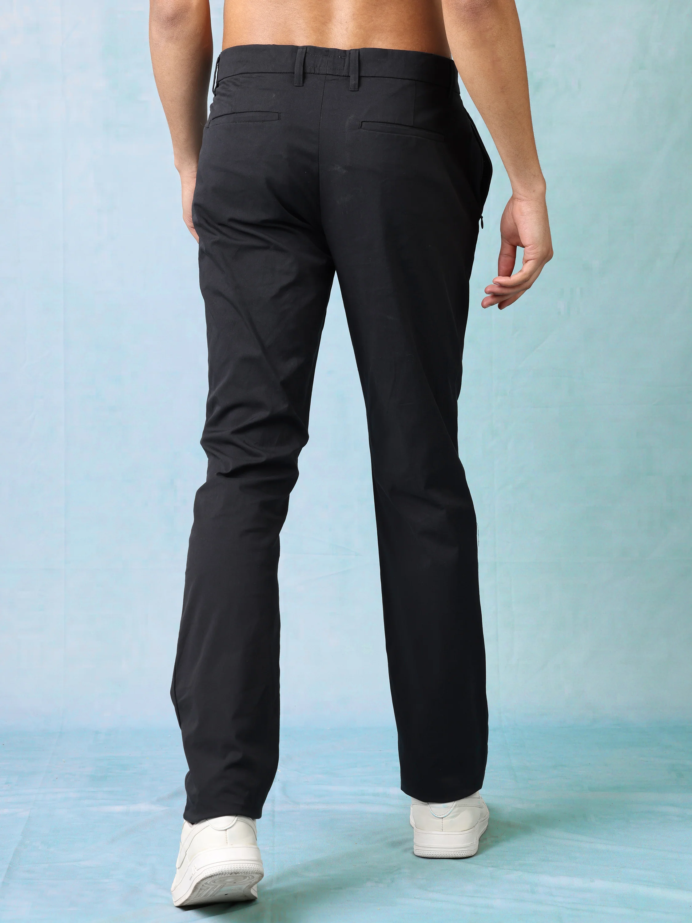 Men Black Mid Rise Regular Fit Trouser - Image 4