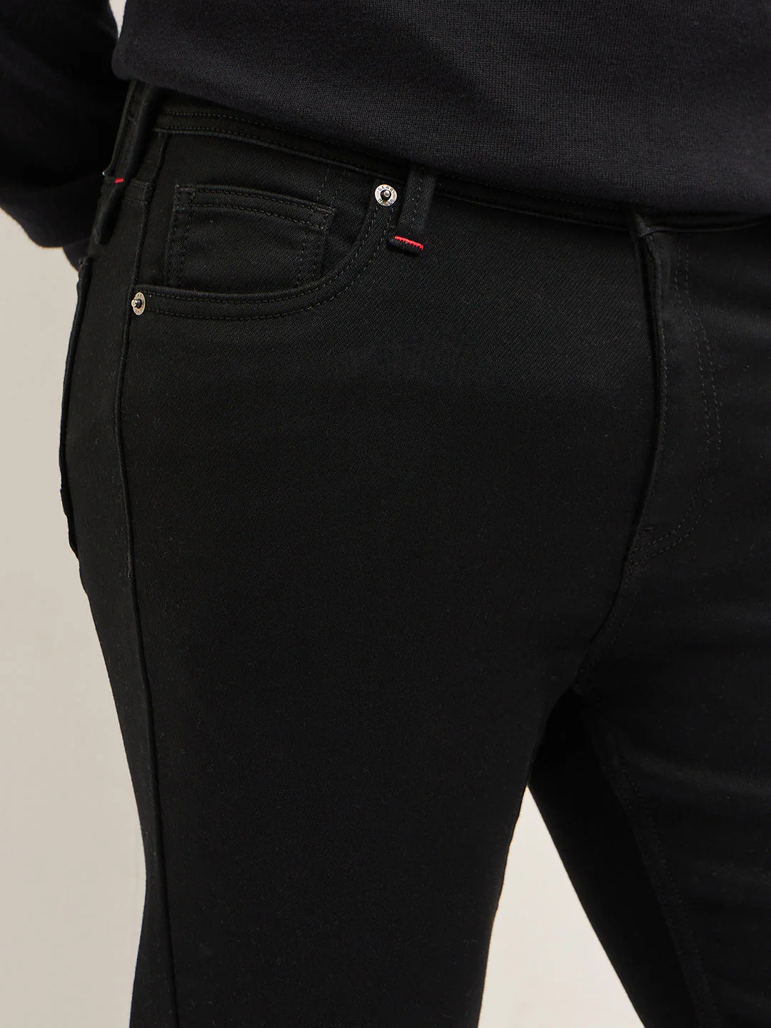 Men Black Mid-Rise Skinny Fit Jeans - Image 5