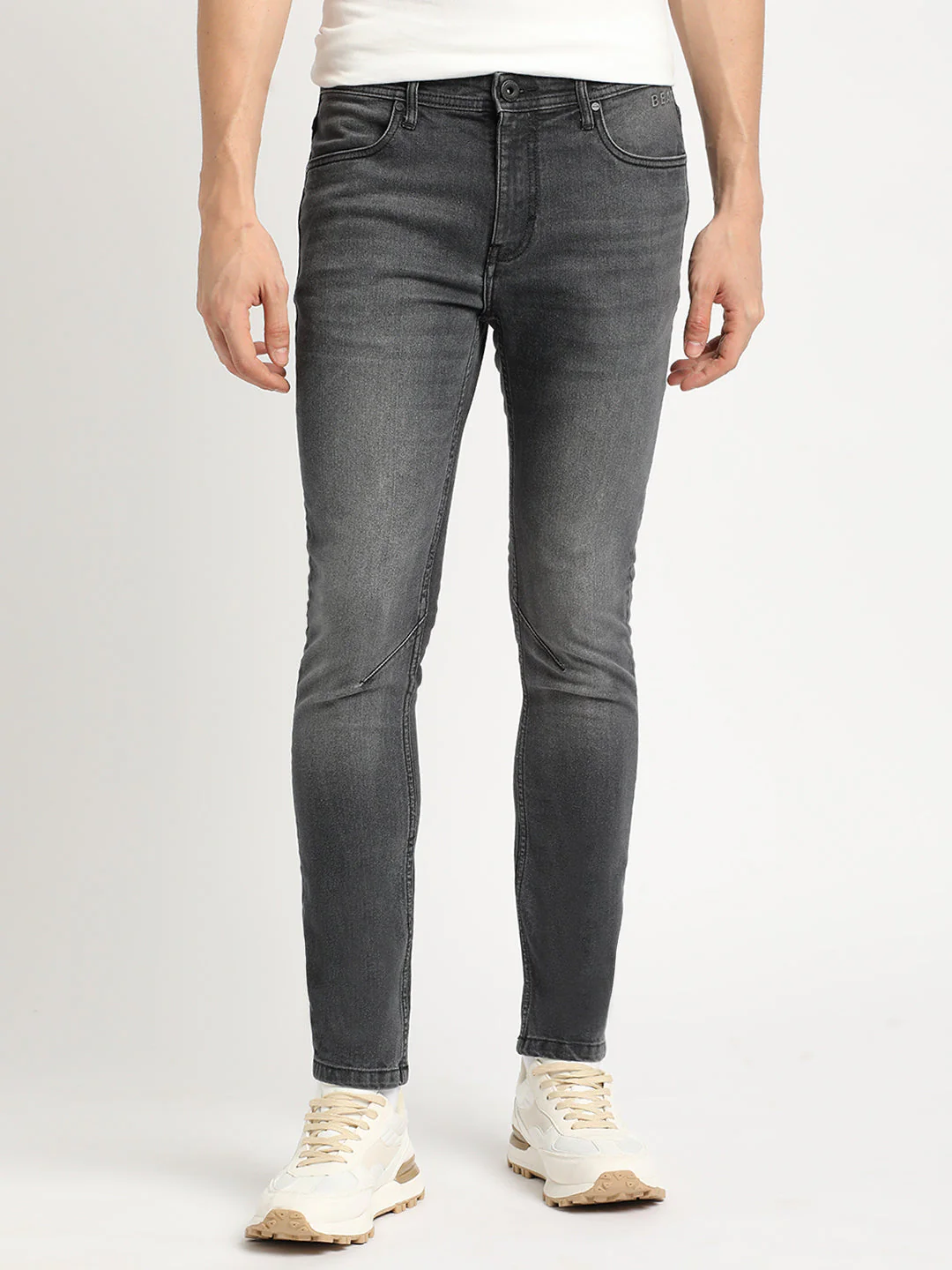 Men Black Mid Rise Slim Fit Jean - Image 2