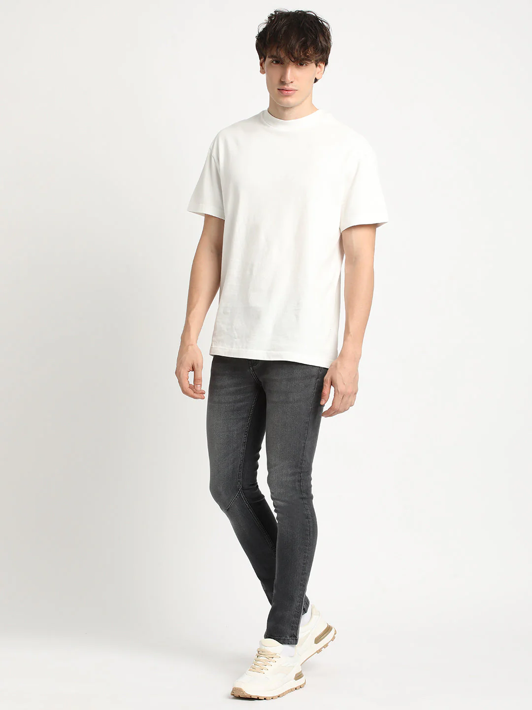 Men Black Mid Rise Slim Fit Jean - Image 5