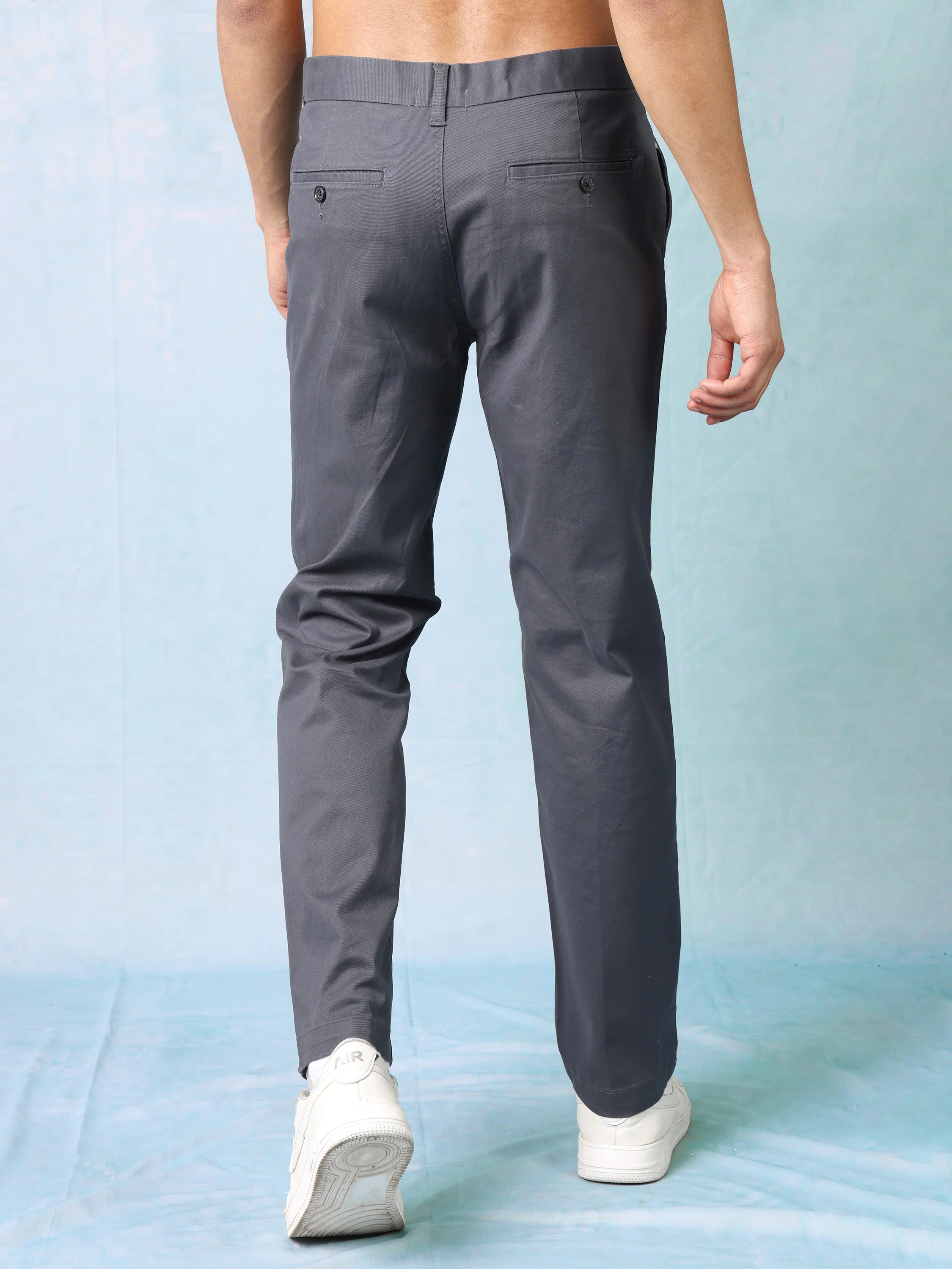 Men Black Mid Rise Trouser - Image 4