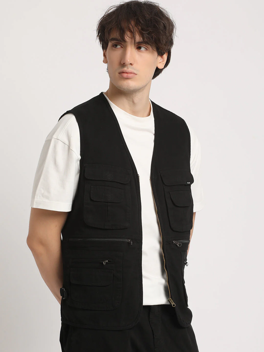 Men Black Multi-Pocket Utility Jacket - Image 3
