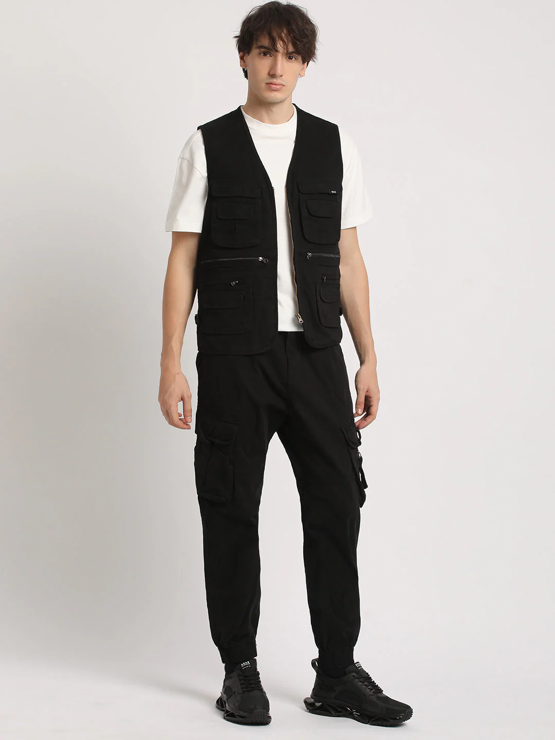 Men Black Multi-Pocket Utility Jacket - Image 5