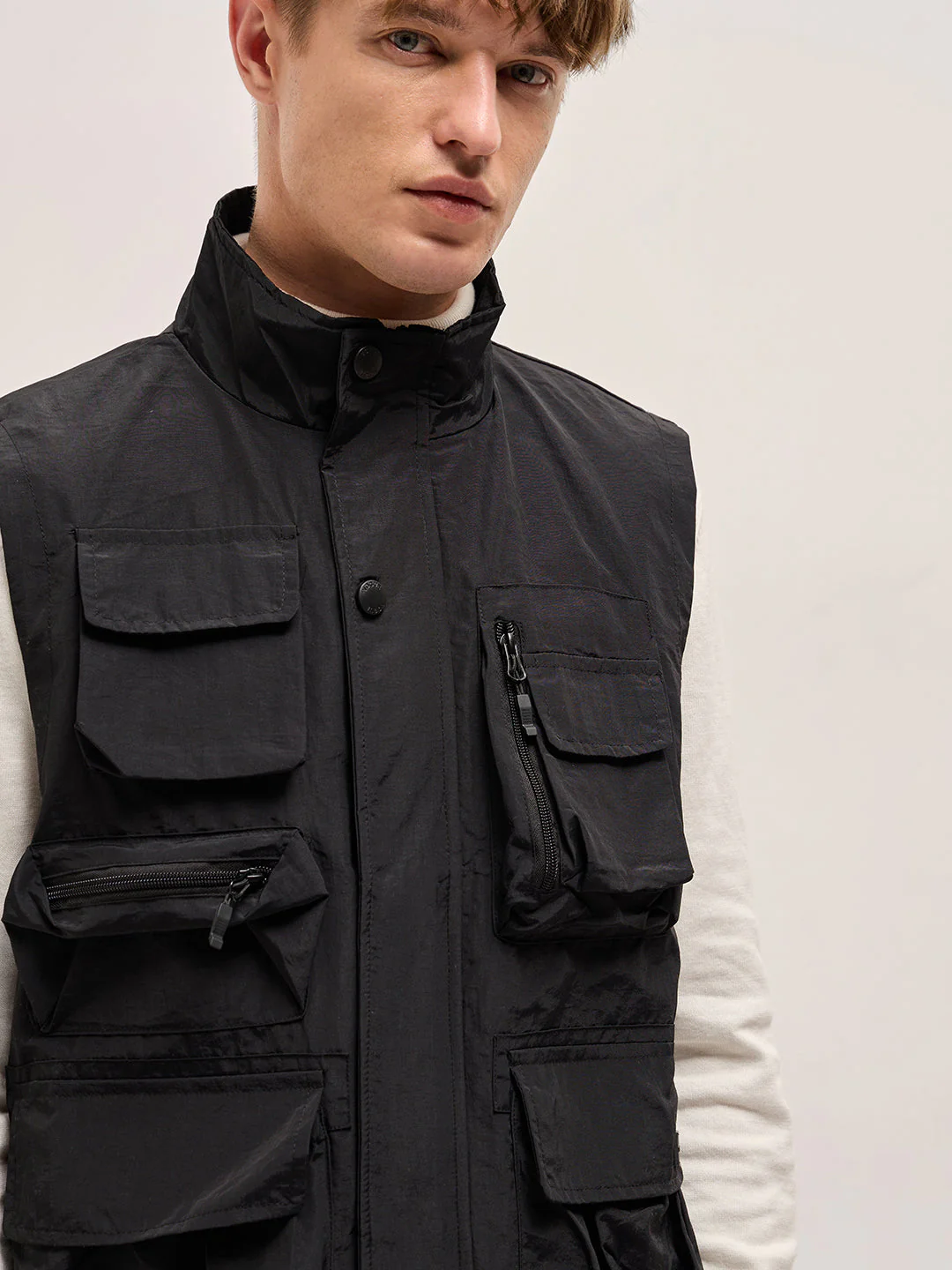 Men Black Outdoor Utility Multi-Pocket Vest Jacket - Image 5