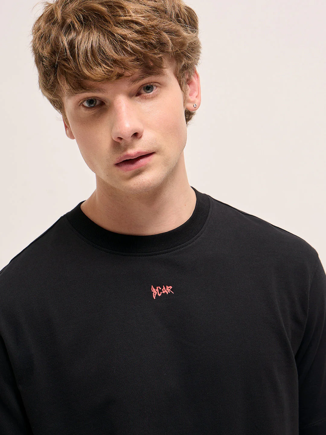 Men Black Oversize Graphic Abstract Printed Crew Neck T-shirt - Image 5