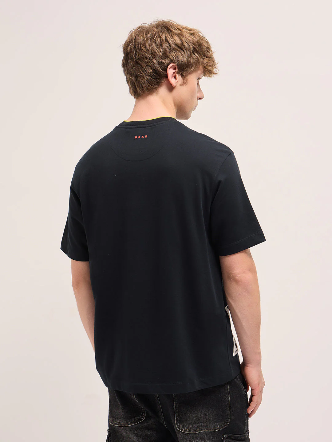 Men Black Oversize Graphic Design Crew Neck T-shirt - Image 2