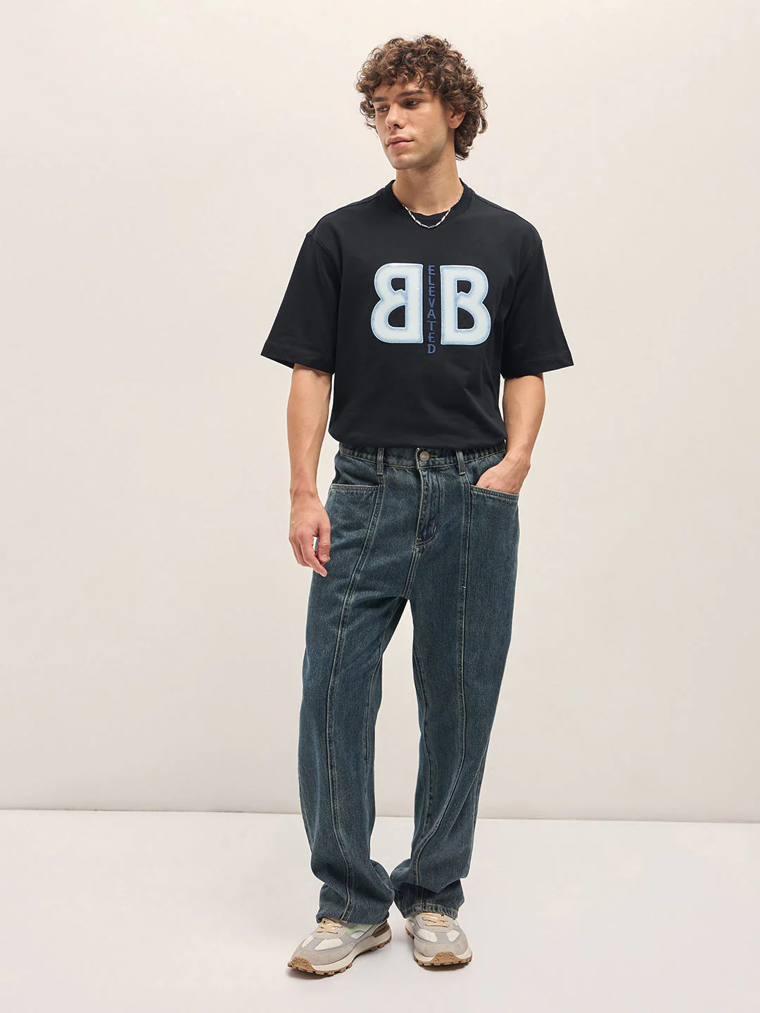 Men Black Oversize Graphic Design Crew Neck T-shirt - Image 4