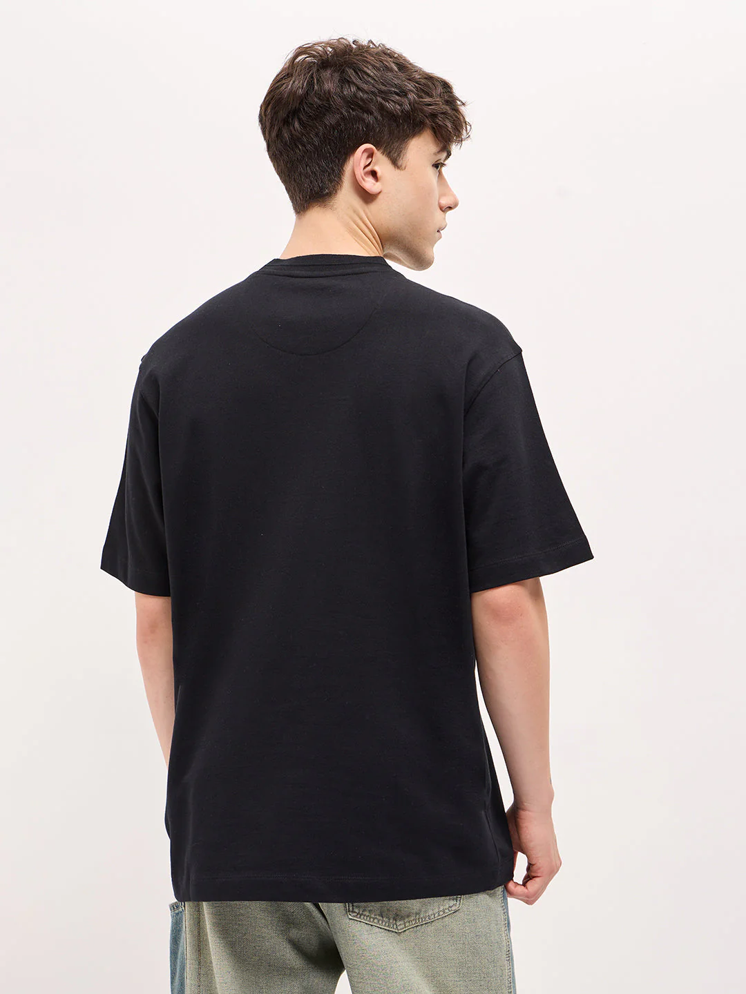 Men Black Oversize Graphic Print Crew Neck T-shirt - Image 2