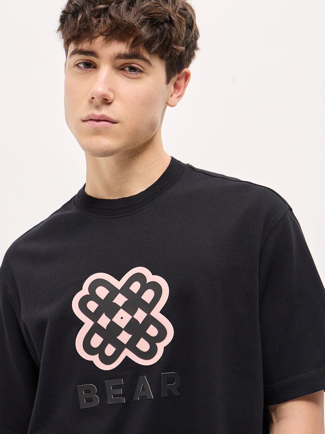 Men Black Oversize Graphic Print Crew Neck T-shirt - Image 5