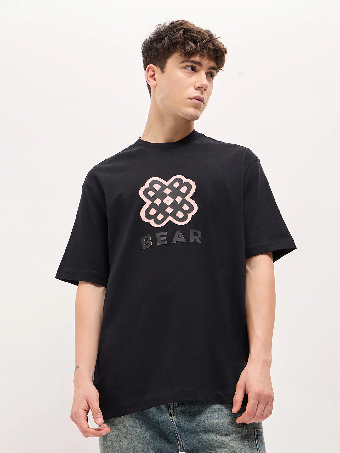 Men Black Oversize Graphic Print Crew Neck T-shirt - Image 6