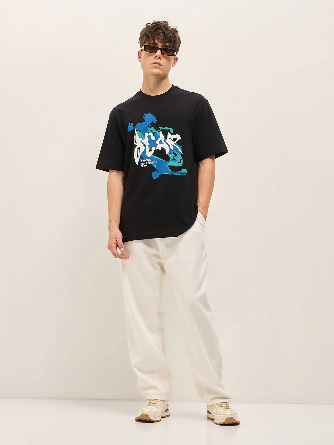 Men Black Oversize Graphic Printed Crew Neck T-shirt - Image 4