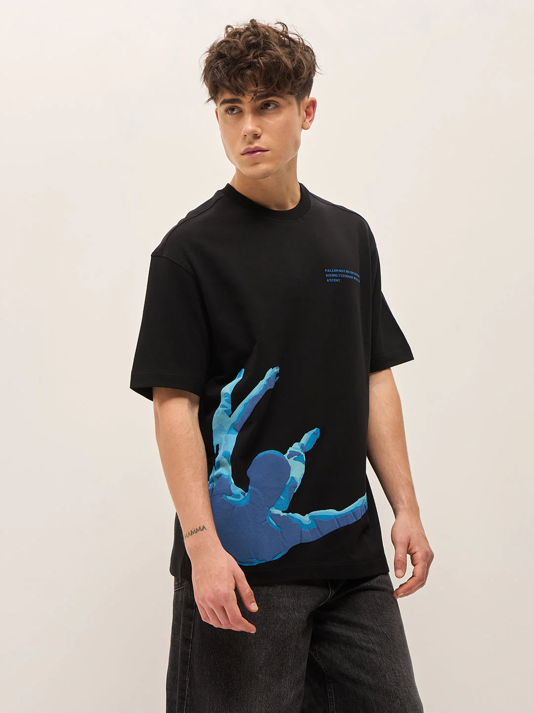 Men Black Oversize Graphic Printed Crew Neck T-shirt - Image 3