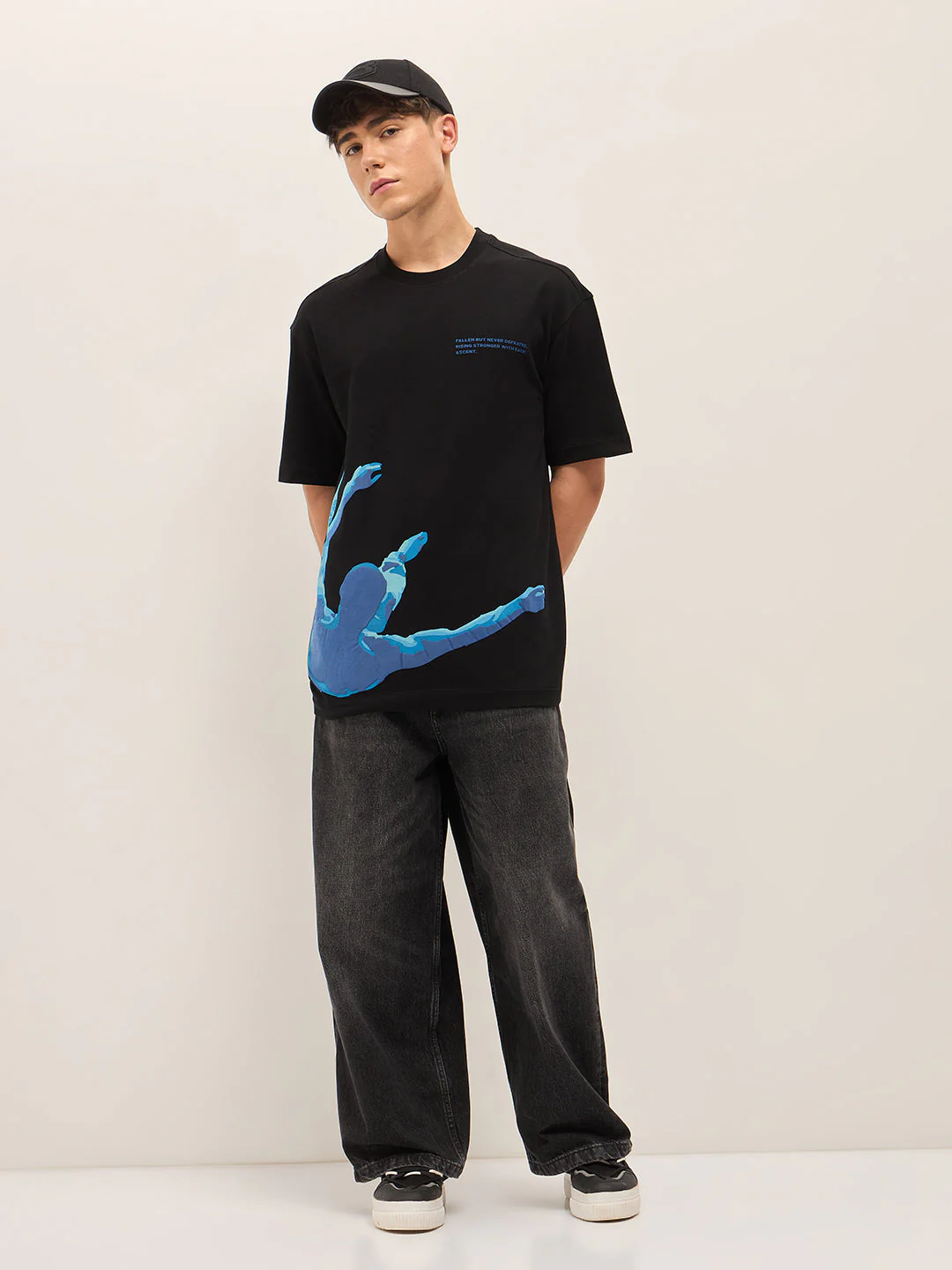 Men Black Oversize Graphic Printed Crew Neck T-shirt - Image 4