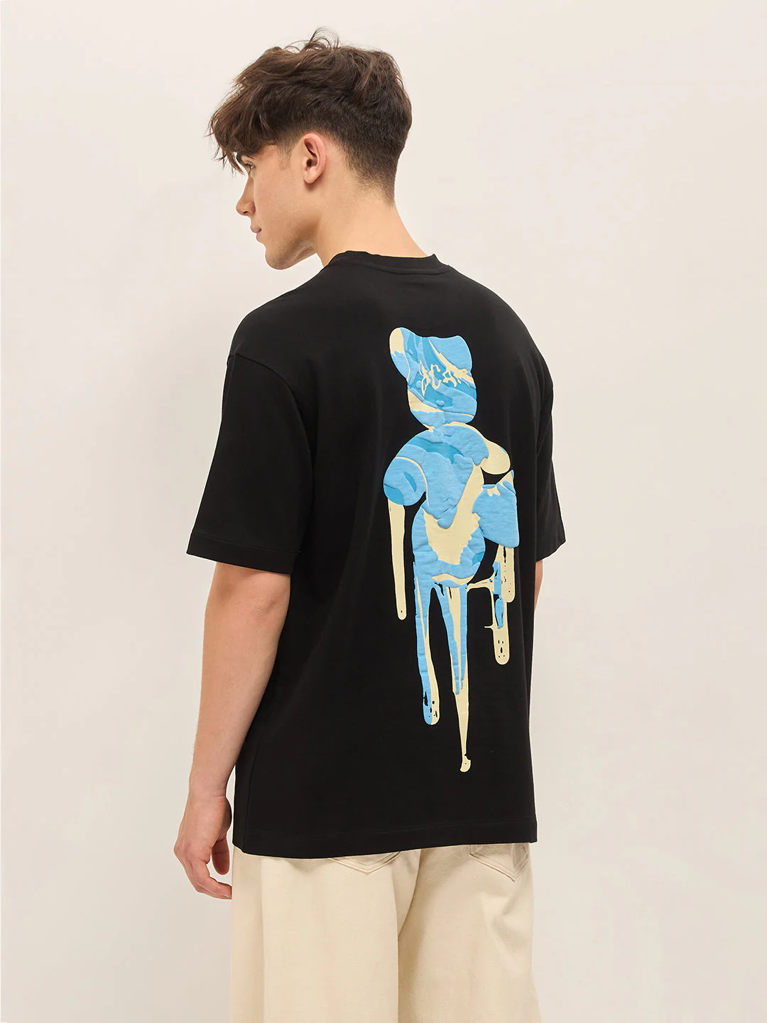 Men Black Oversize Graphic Printed Crew Neck T-shirt - Image 2