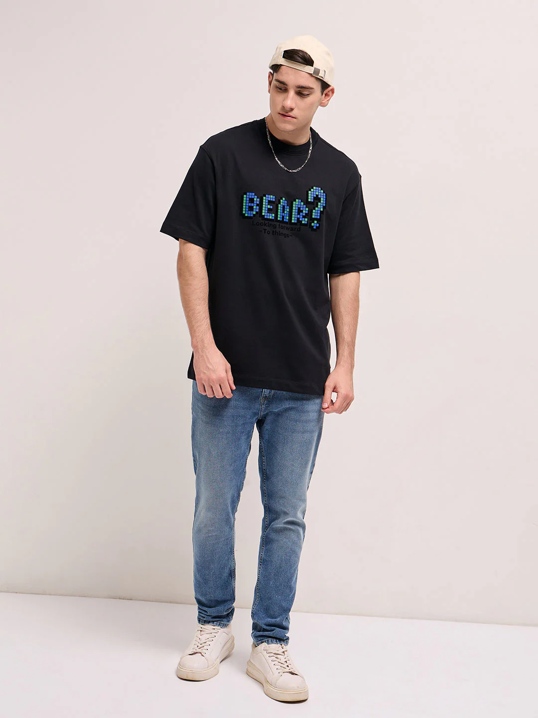 Men Black Oversize Graphic Printed Crew Neck T-shirt - Image 4