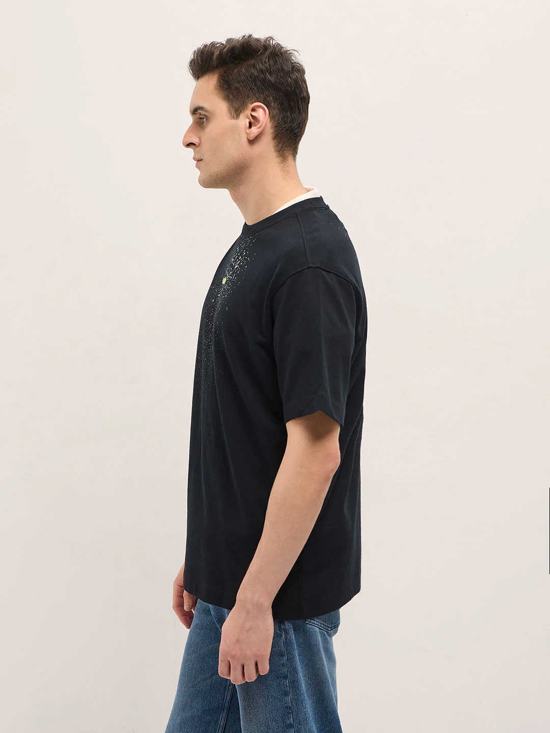 Men Black Oversize Graphic Splatter Crew Neck T-shirt - Image 3