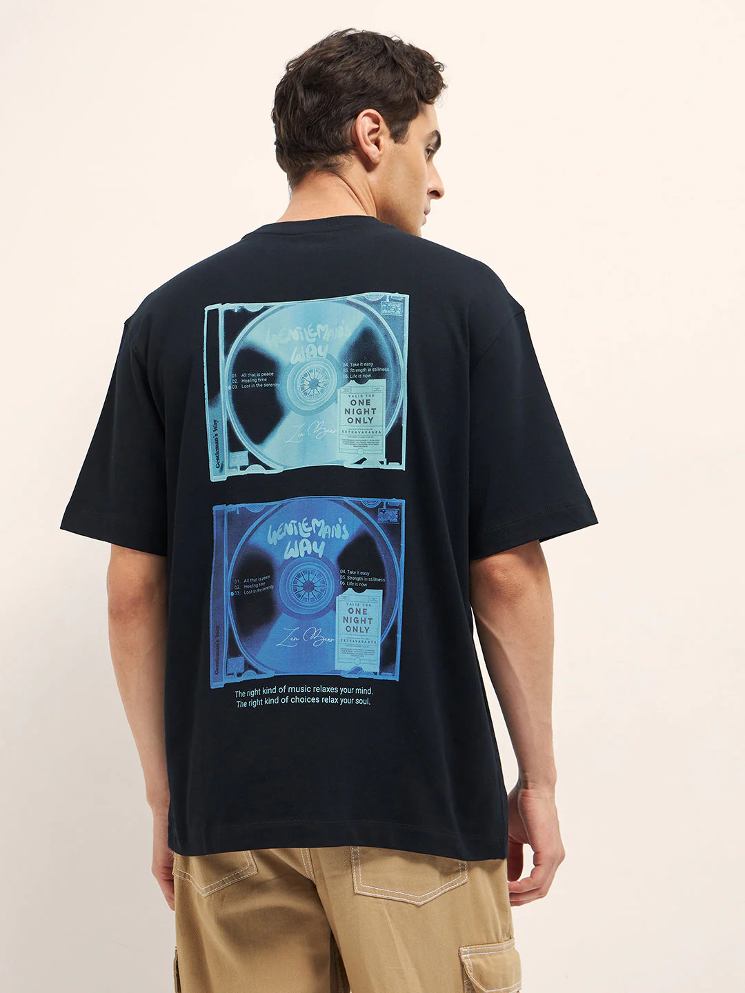 Men Black Oversize Graphic T-Shirt - Image 3