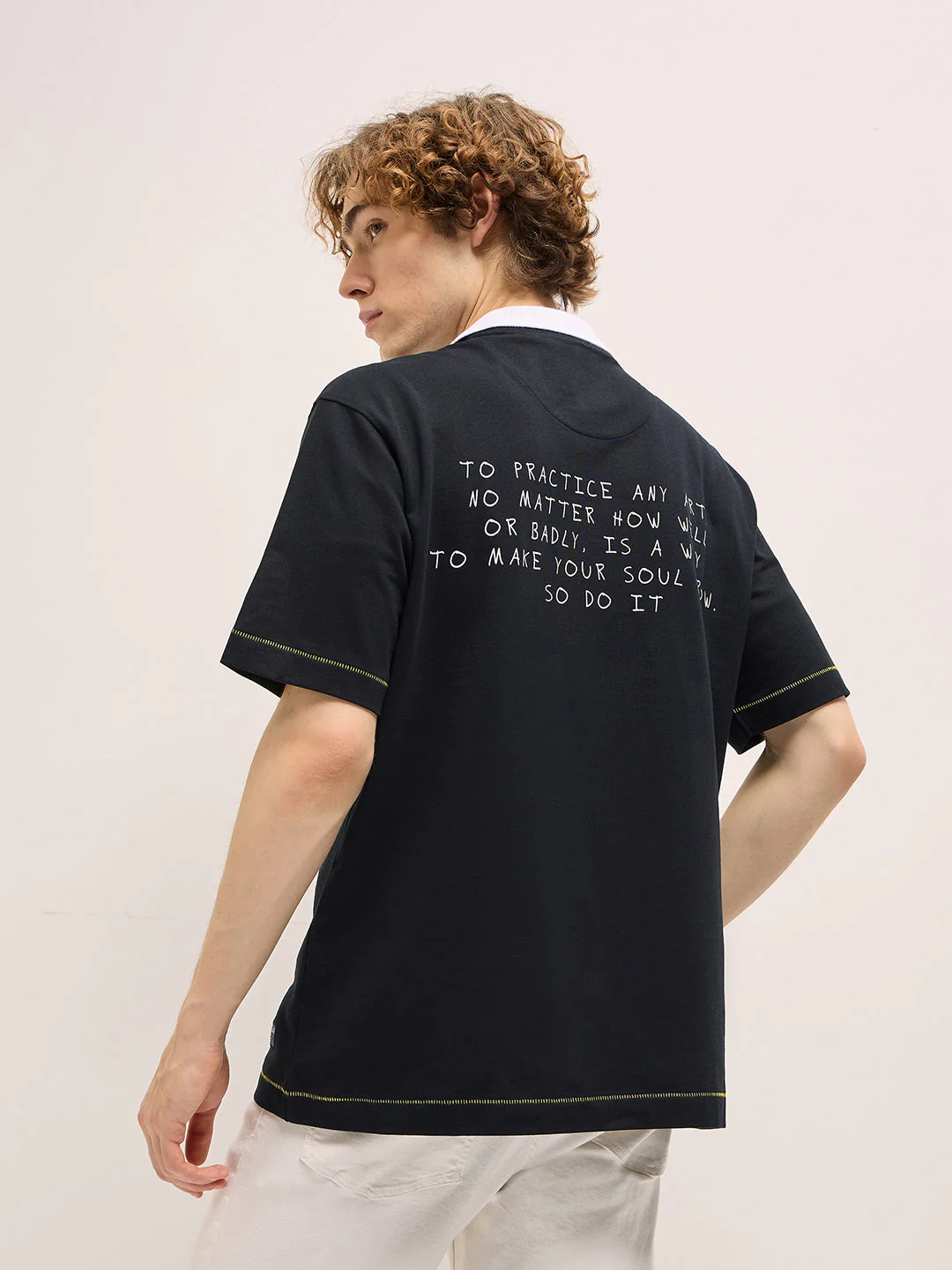 Men Black Oversize inspiring handwritten Graphic Print Crew Neck T-shirt - Image 2
