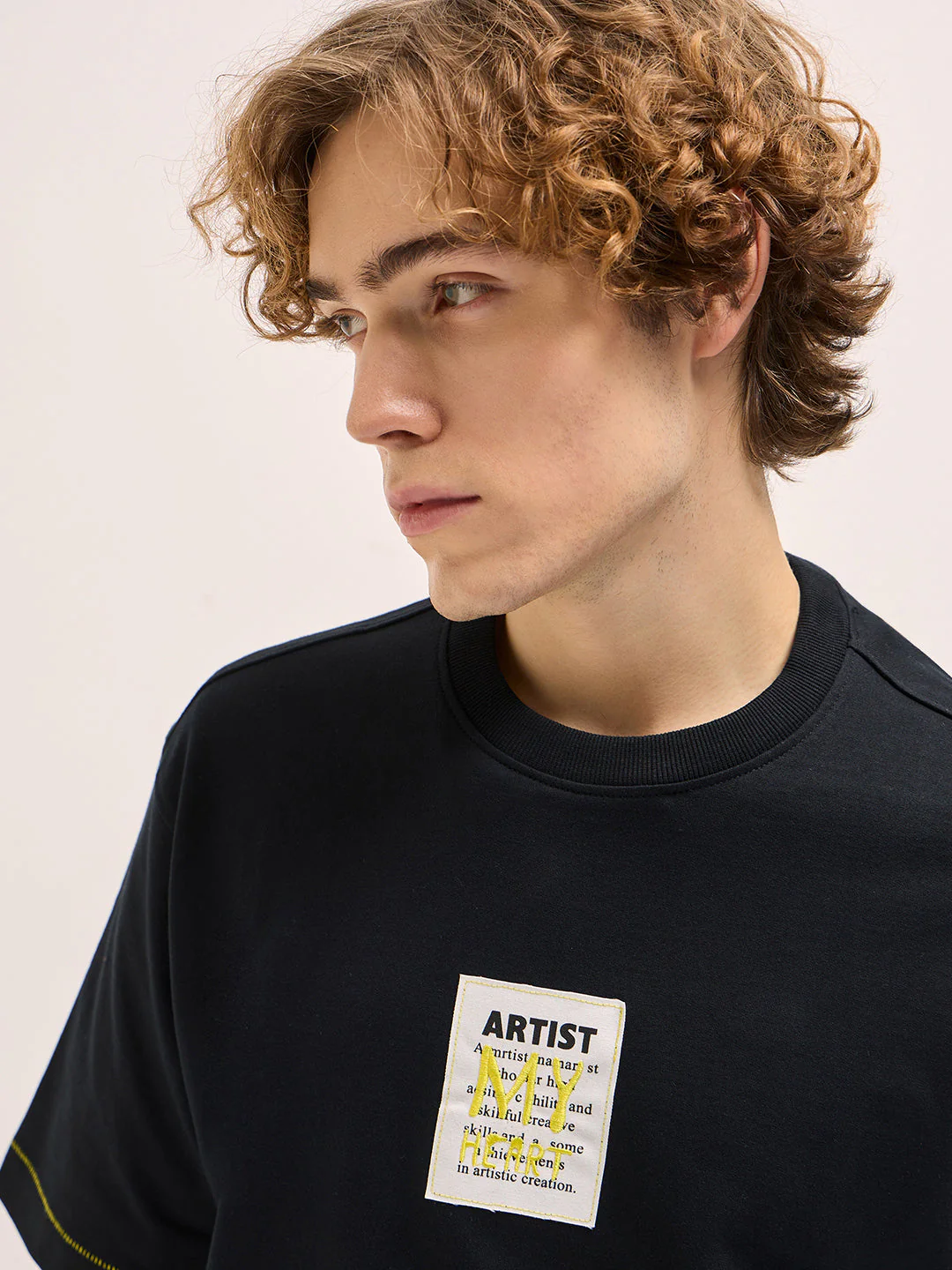 Men Black Oversize inspiring handwritten Graphic Print Crew Neck T-shirt - Image 4
