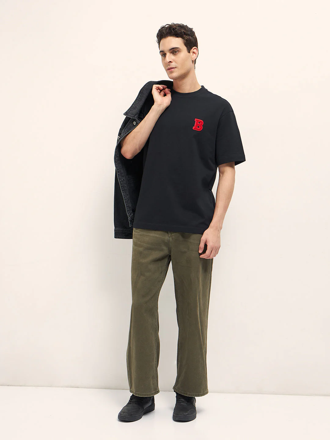 Men Black Oversize T-Shirt - Image 4