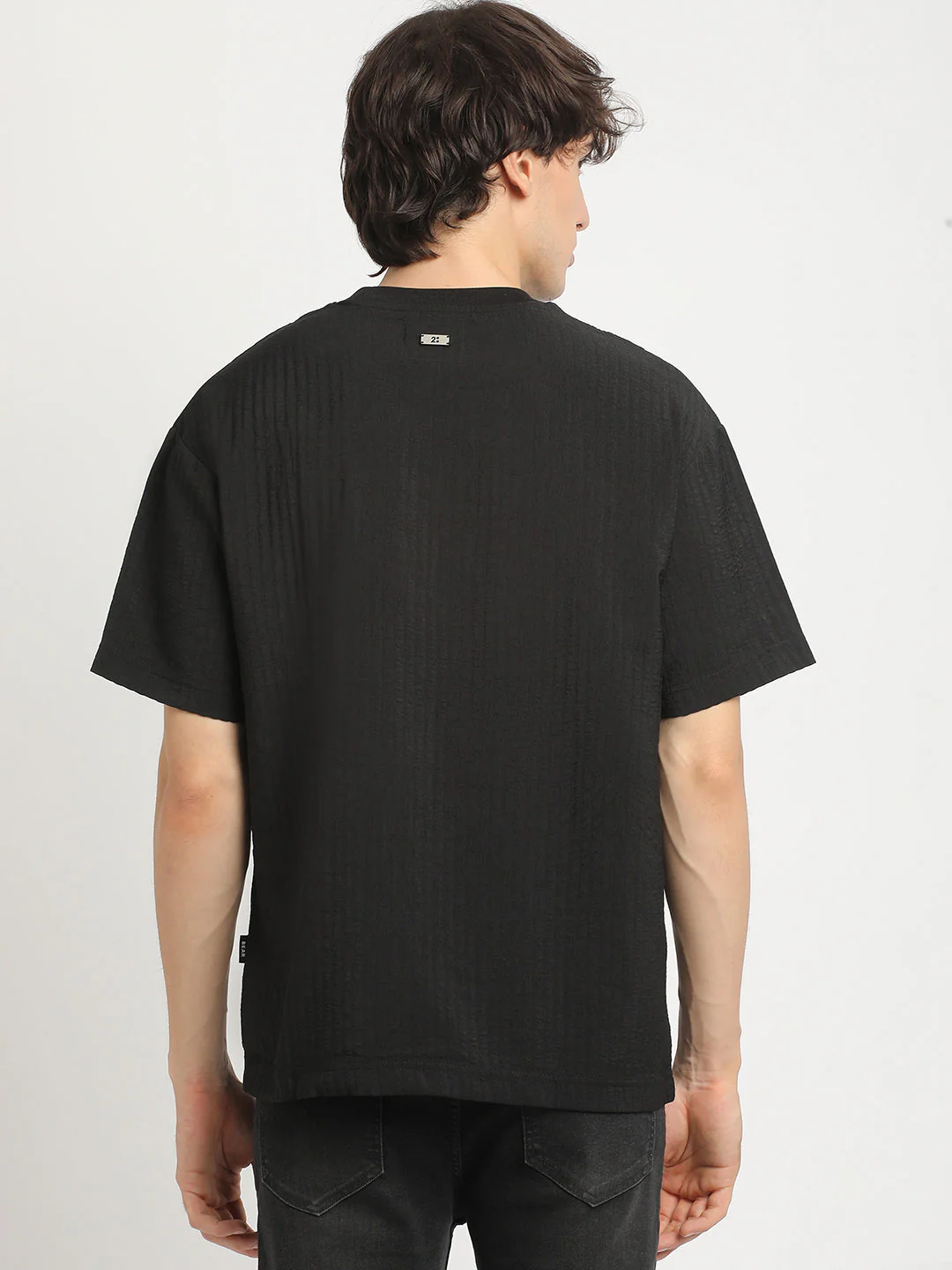 Men Black Oversized Fit Round Neck T-shirt - Image 4