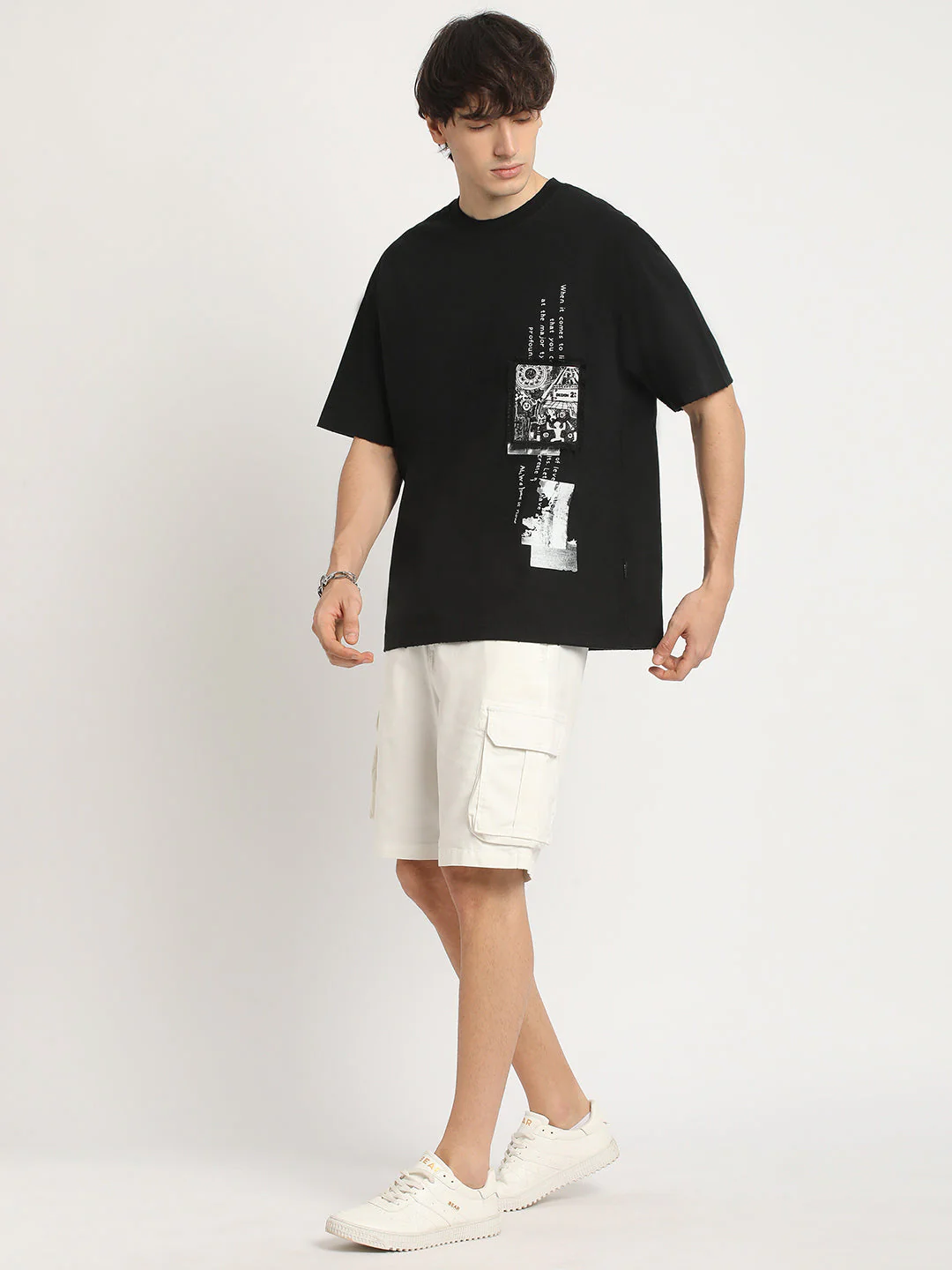 Men Black Oversized Fit Round Neck T-shirt - Image 5