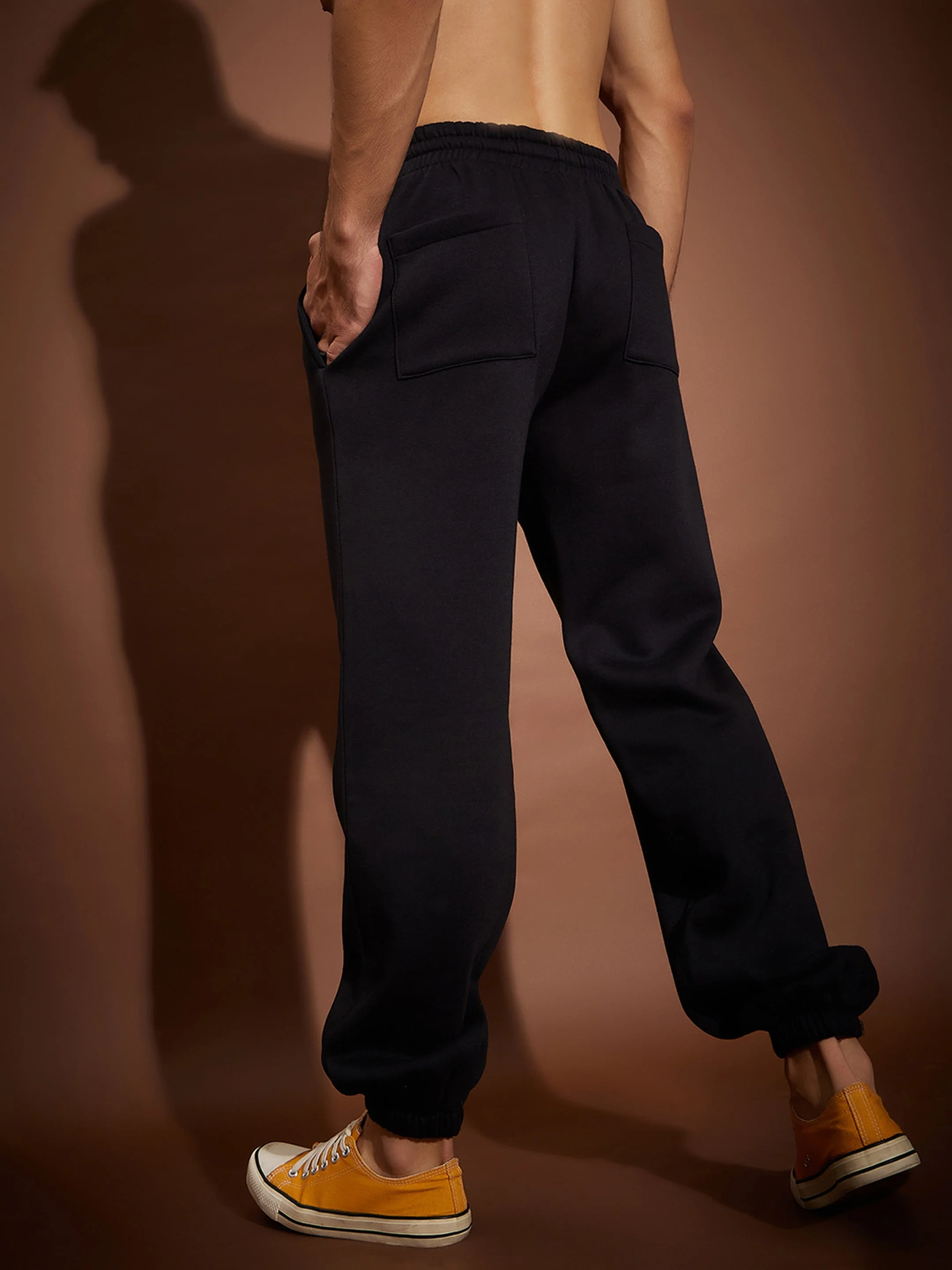 Men Black Oversized Joggers - Image 2