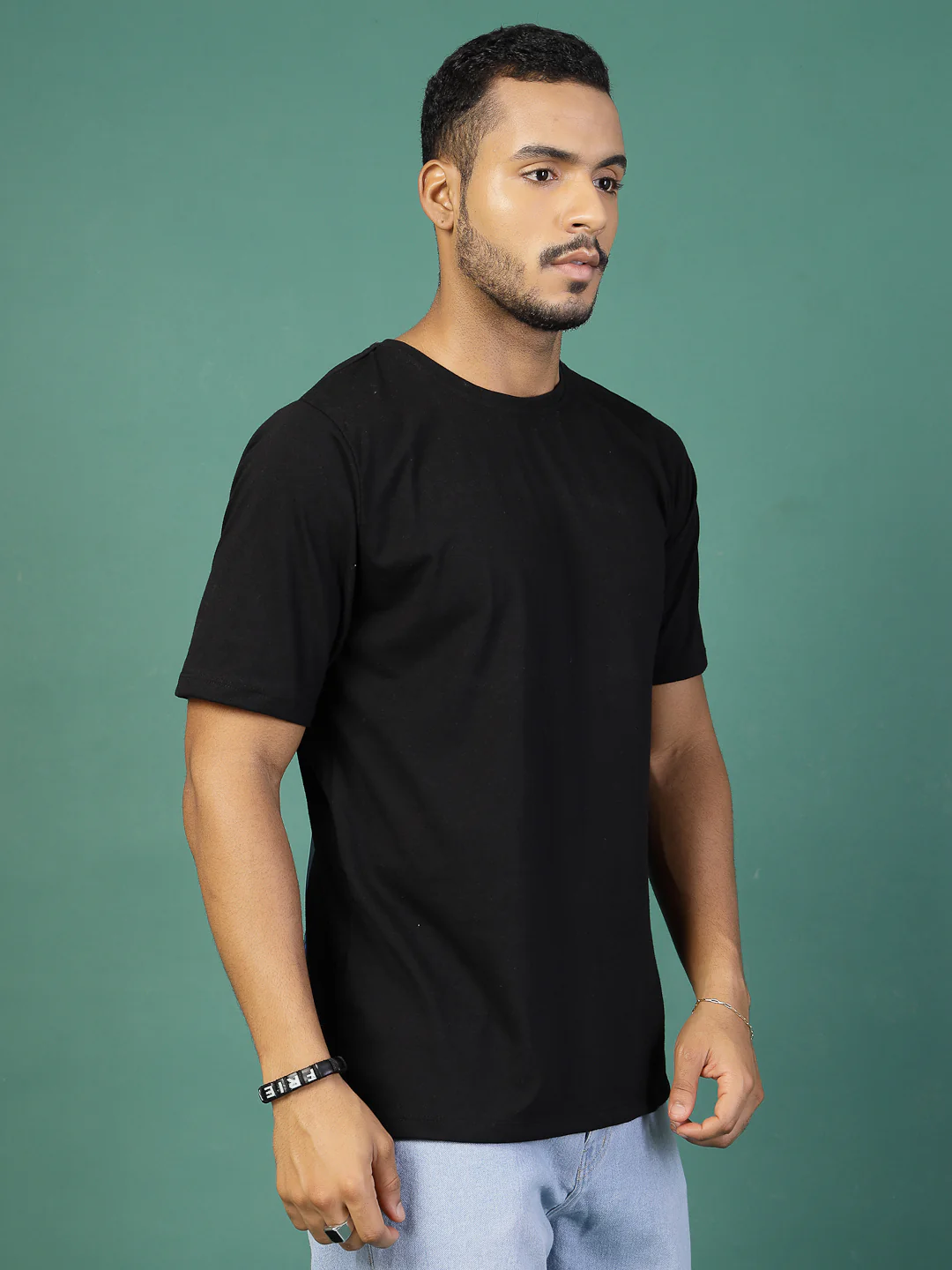 Men Black Oversized Printed T-shirt - Image 3