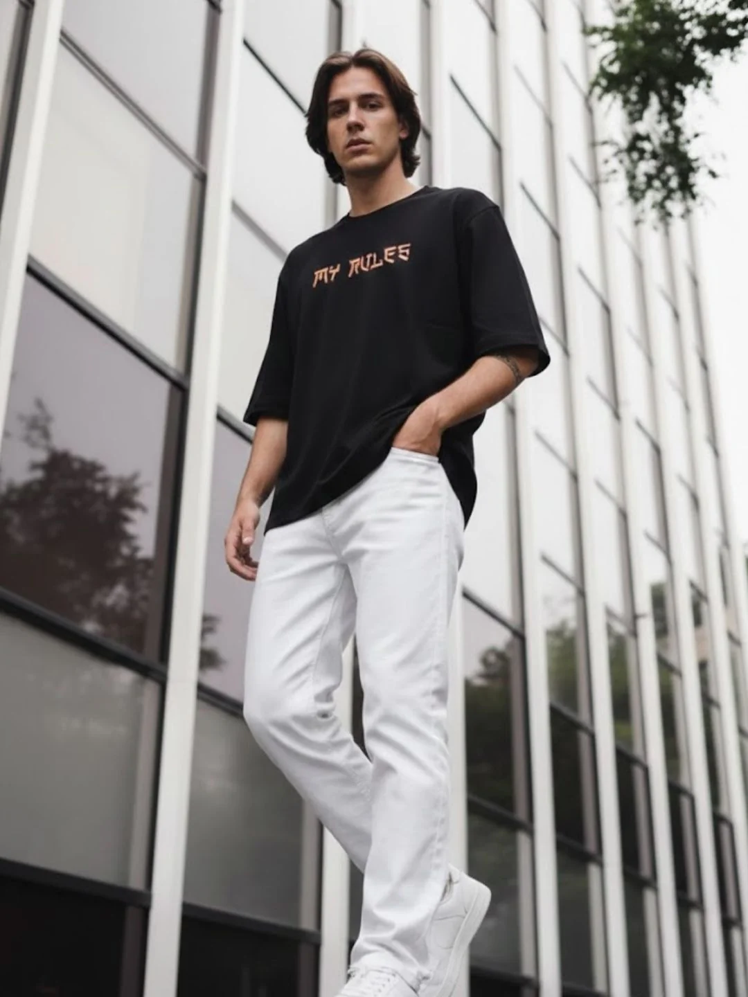 Men Black Oversized Printed T-shirt - Image 4