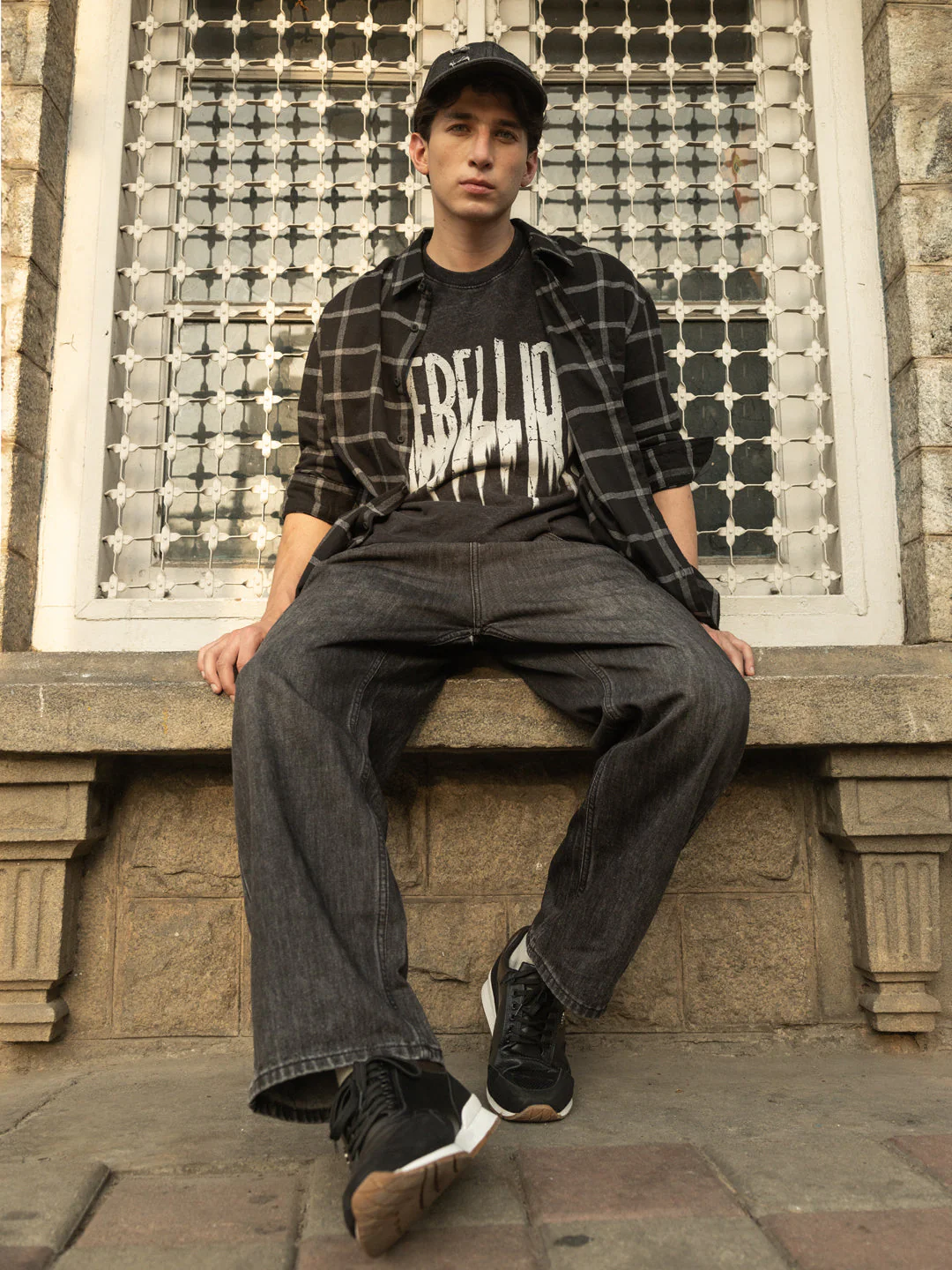 Men Black Oversized T-Shirt - Image 2