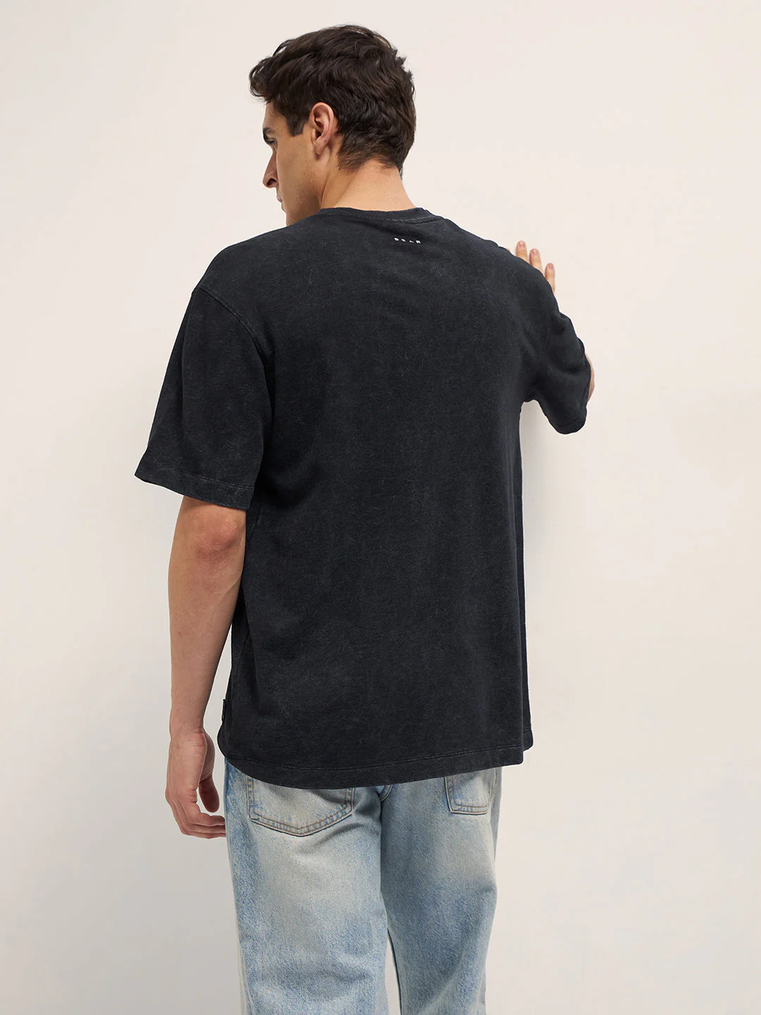 Men Black Oversized T-Shirt - Image 4