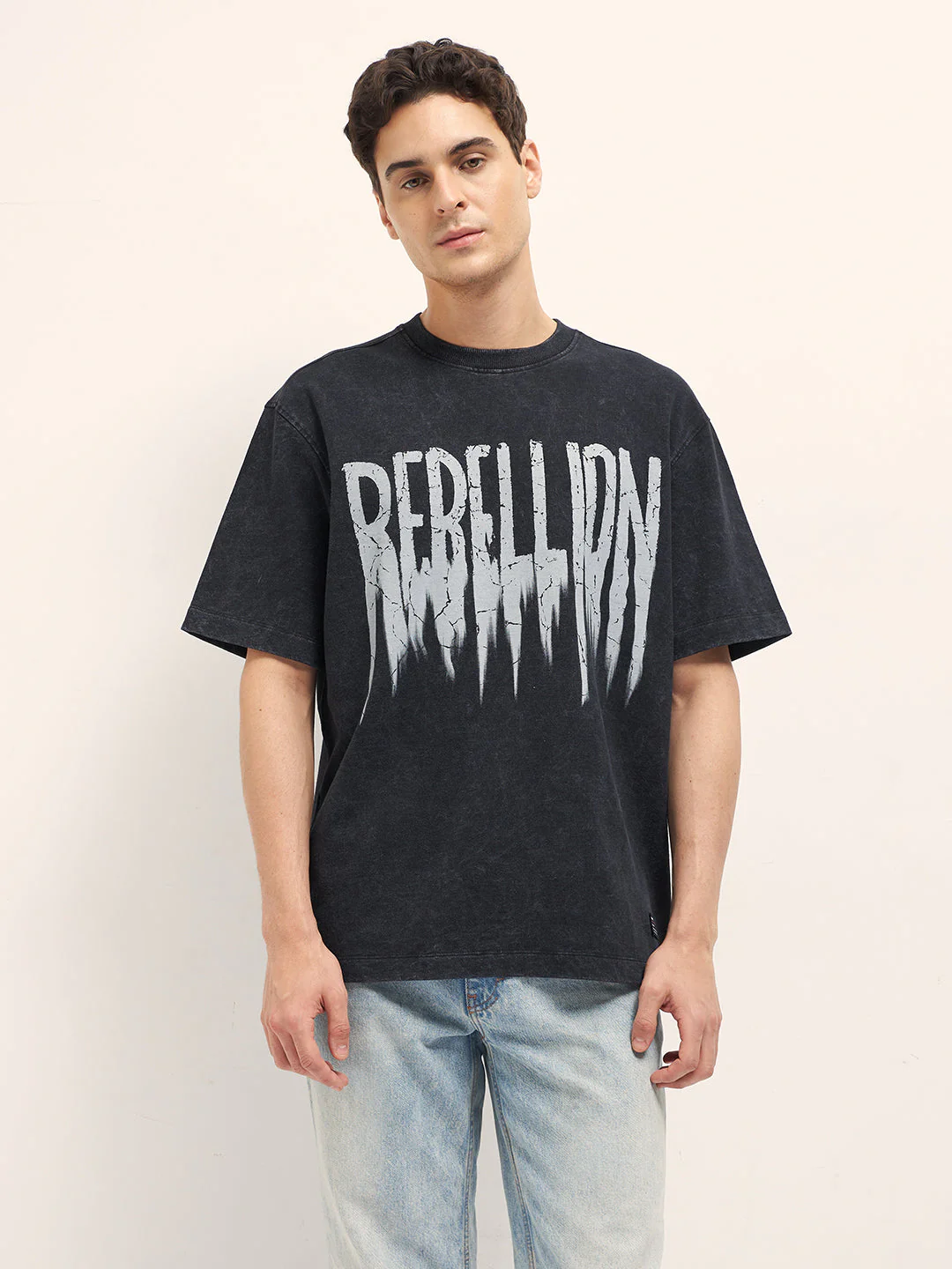 Men Black Oversized T-Shirt - Image 8