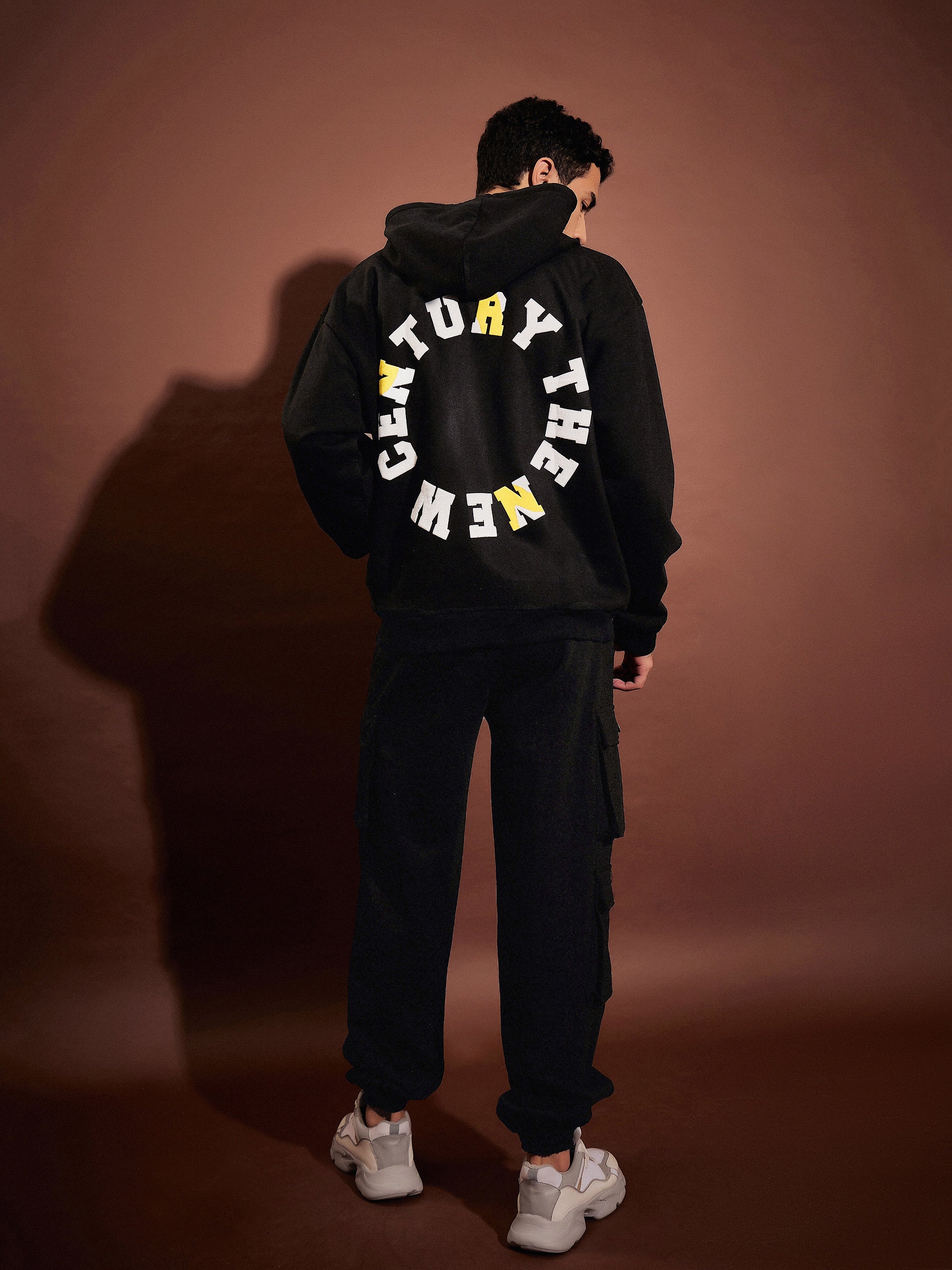 Men Black  Oversized Zipper Hoodie With Joggers - Image 2