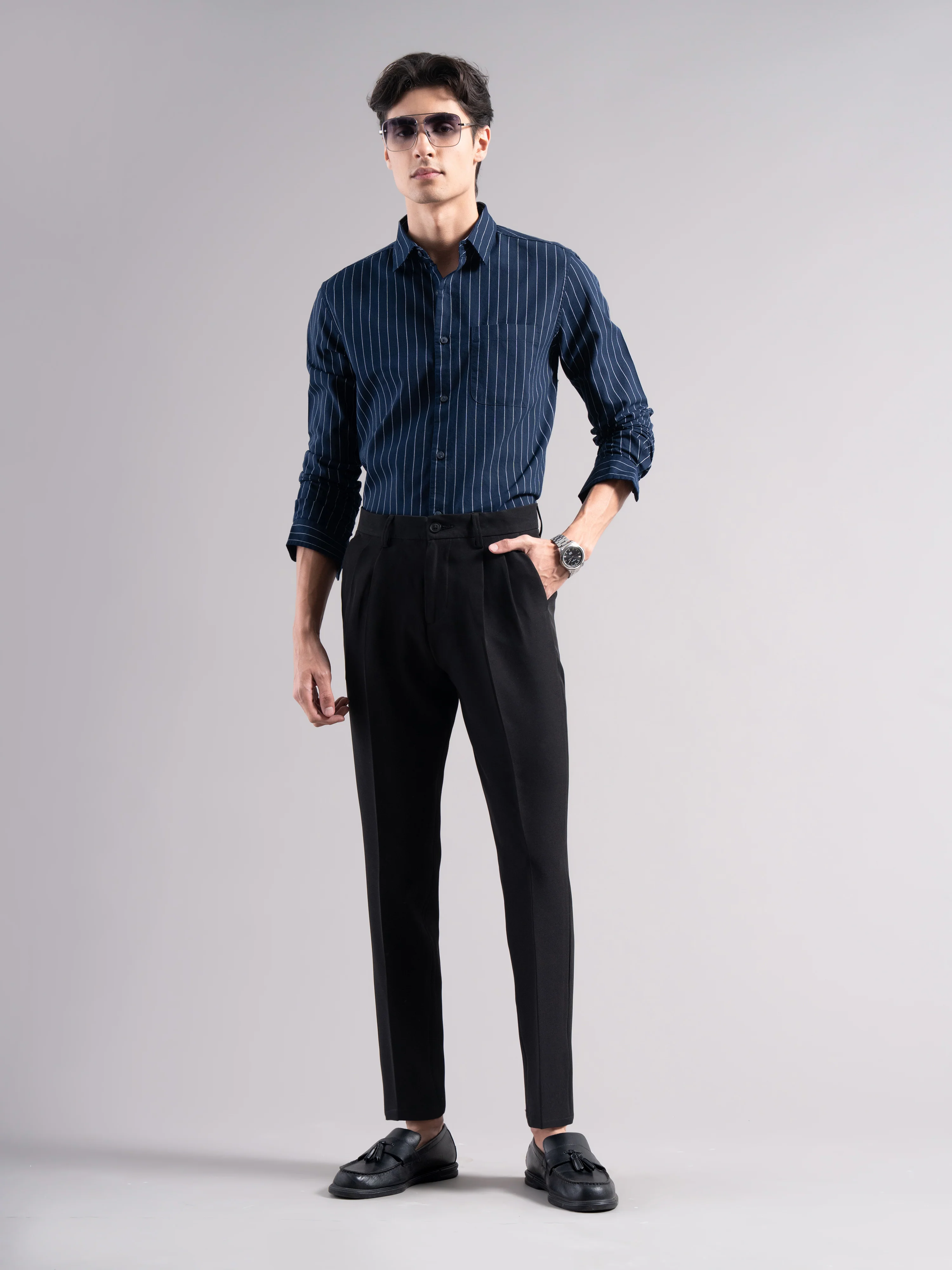 Men Black Pleated Chinos Trousers - Image 7