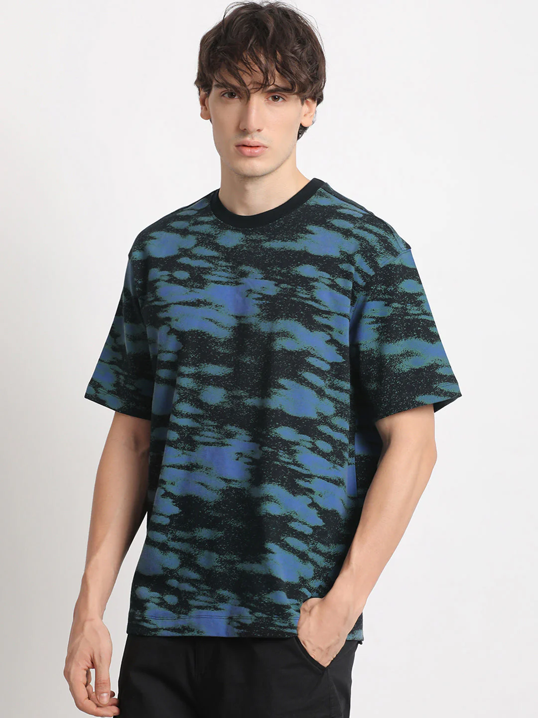 Men Black Printed Oversized Fit Round Neck T-shirt - Image 3