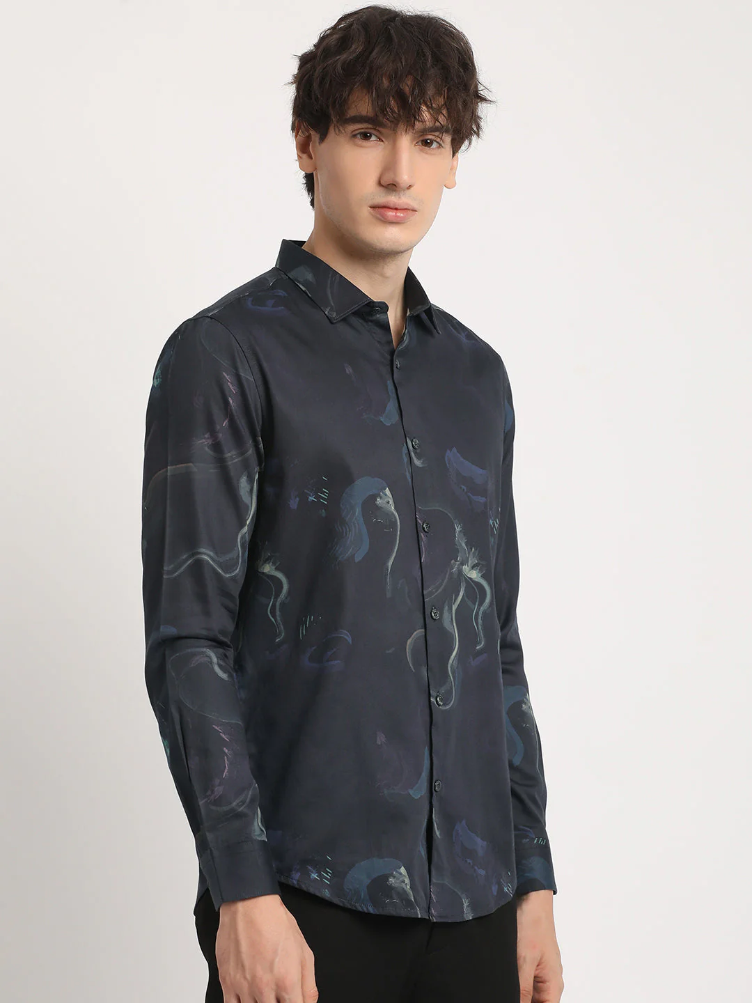 Men Black Printed Slim Fit Cotton Casual Shirt - Image 3