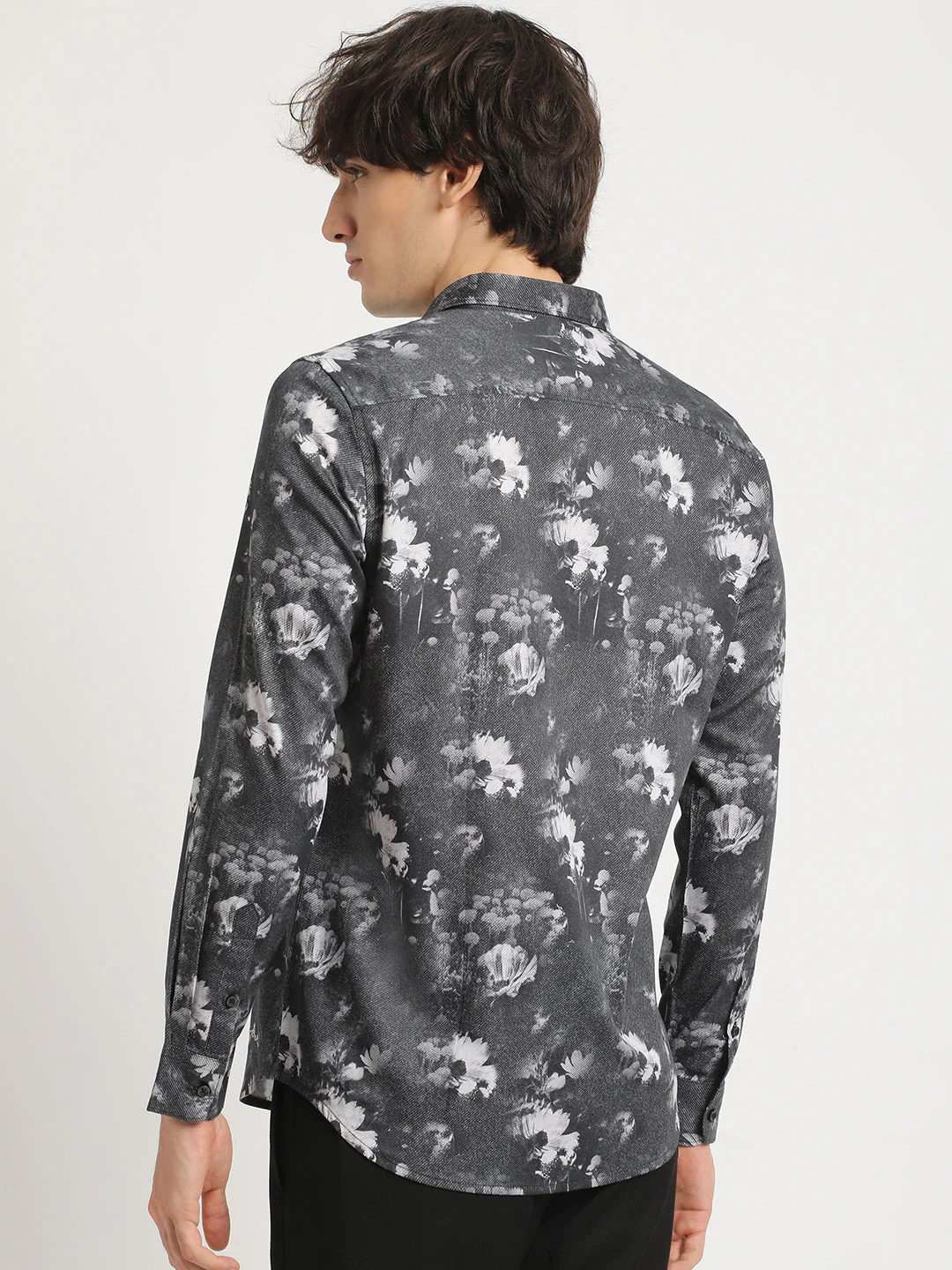 Men Black Printed Slim Fit Cotton Casual Shirt - Image 4