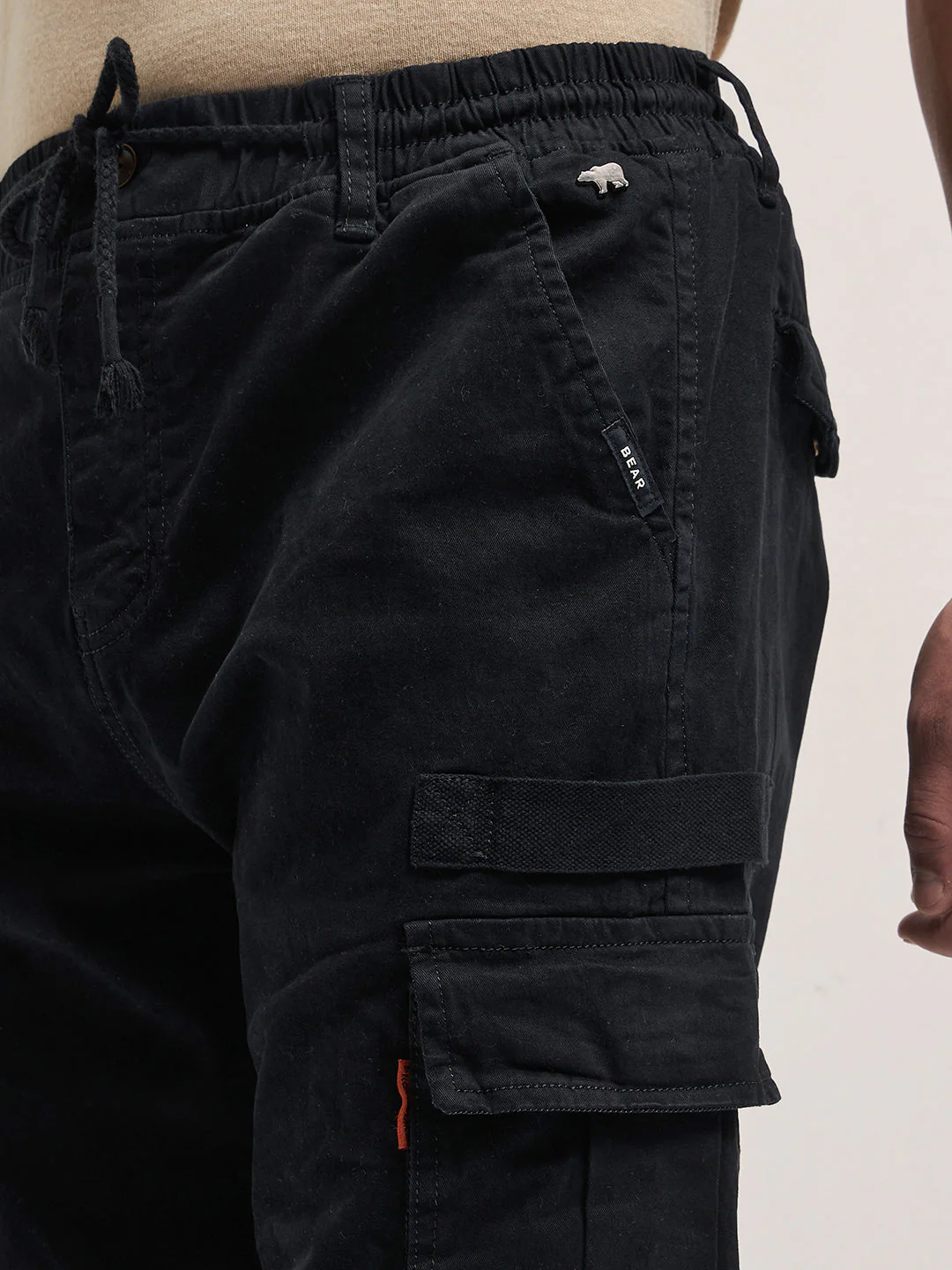 Men Black Regular Fit Cargo Pants - Image 5