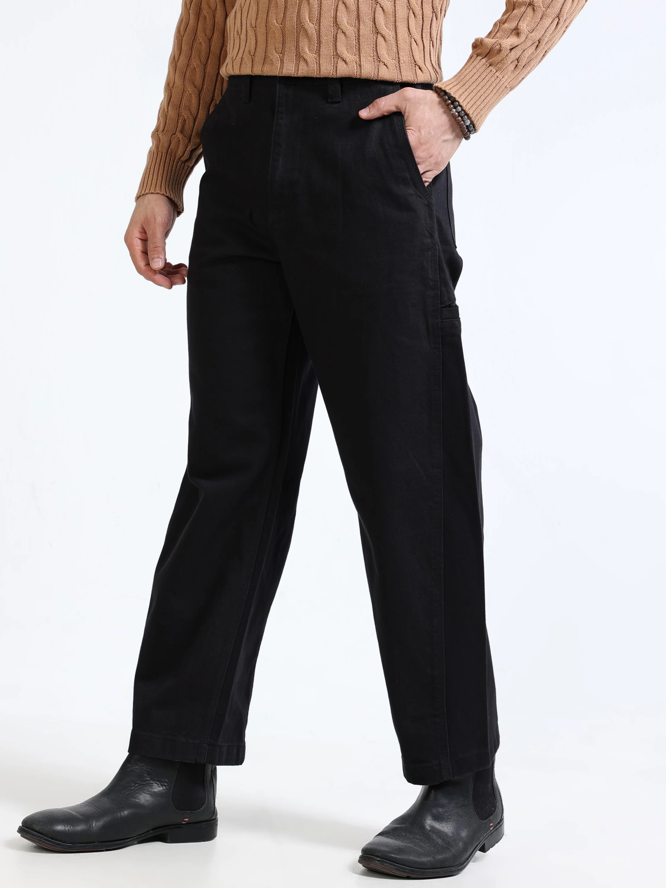 Men Black Mid Rise Pants - Image 3