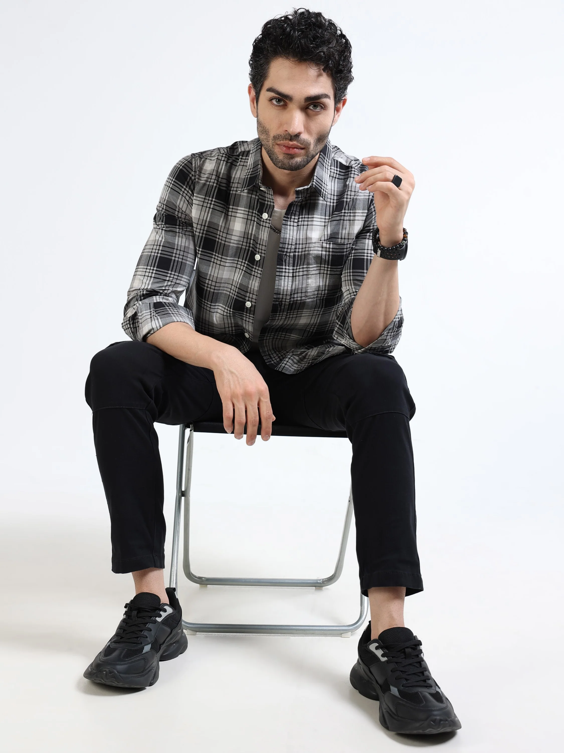 Men Black Regular Fit Check Shirt - Image 2
