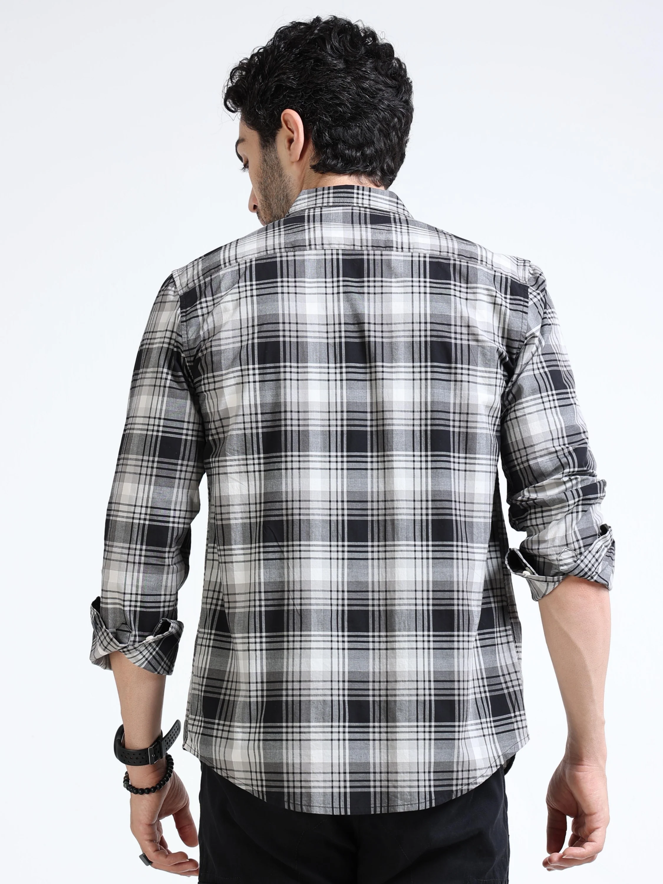 Men Black Regular Fit Check Shirt - Image 3
