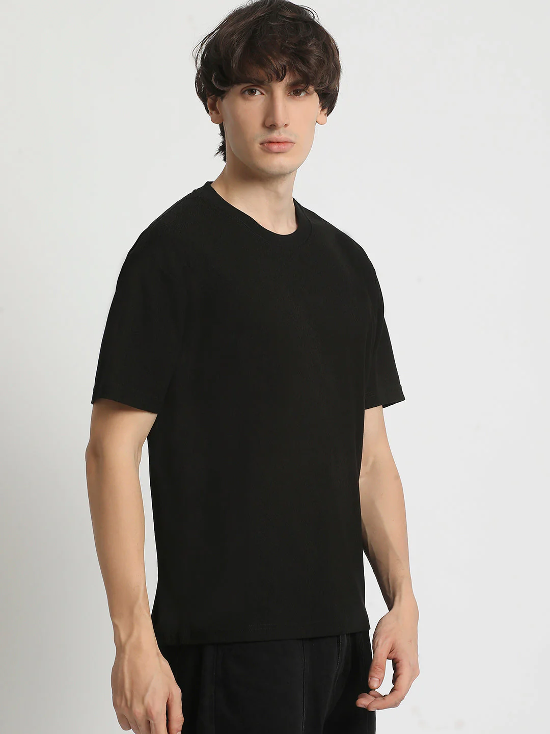 Men  Black Regular Fit Crew Neck T-Shirt - Image 3