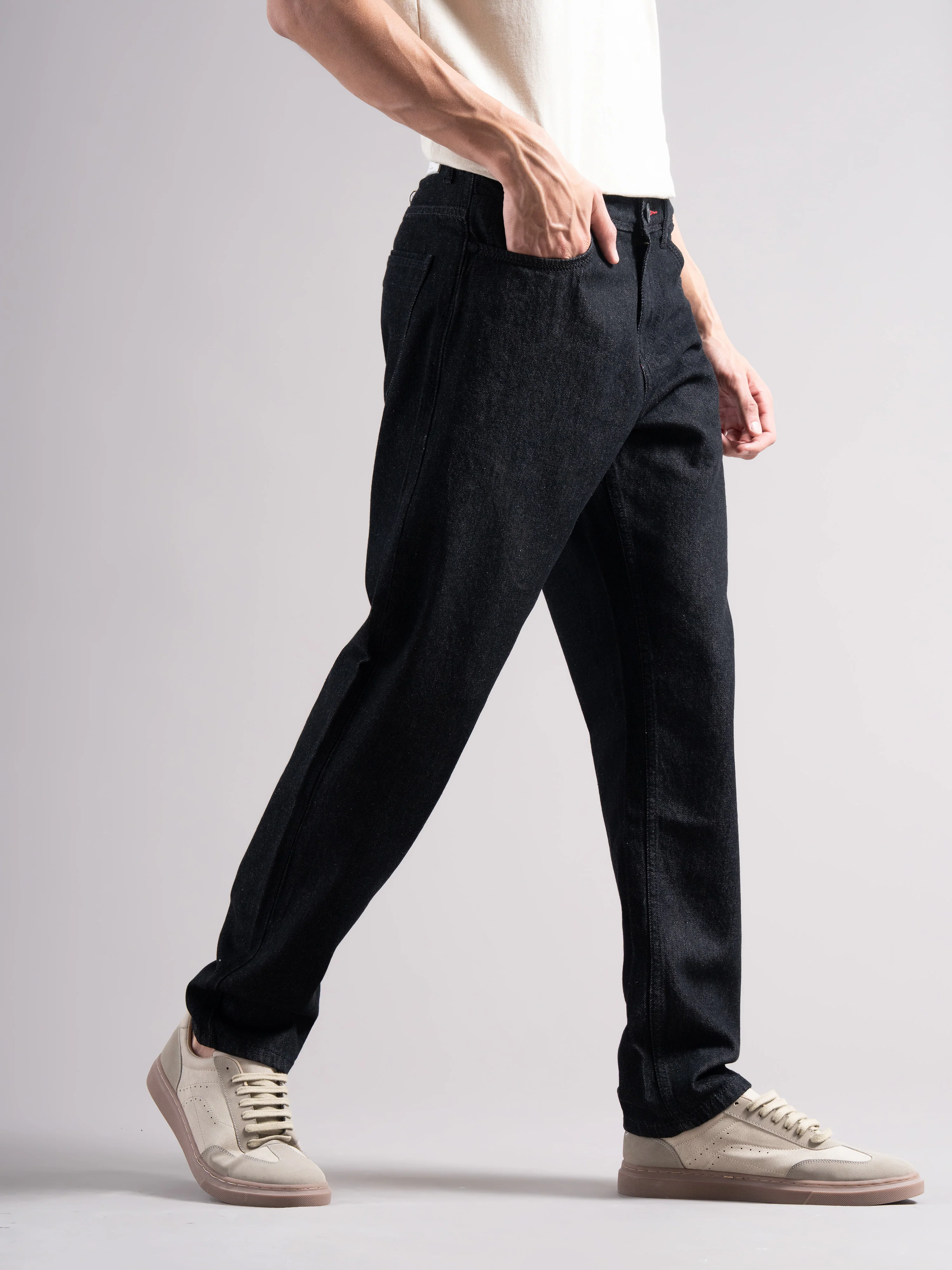 Men Black Regular Fit Jeans - Image 3
