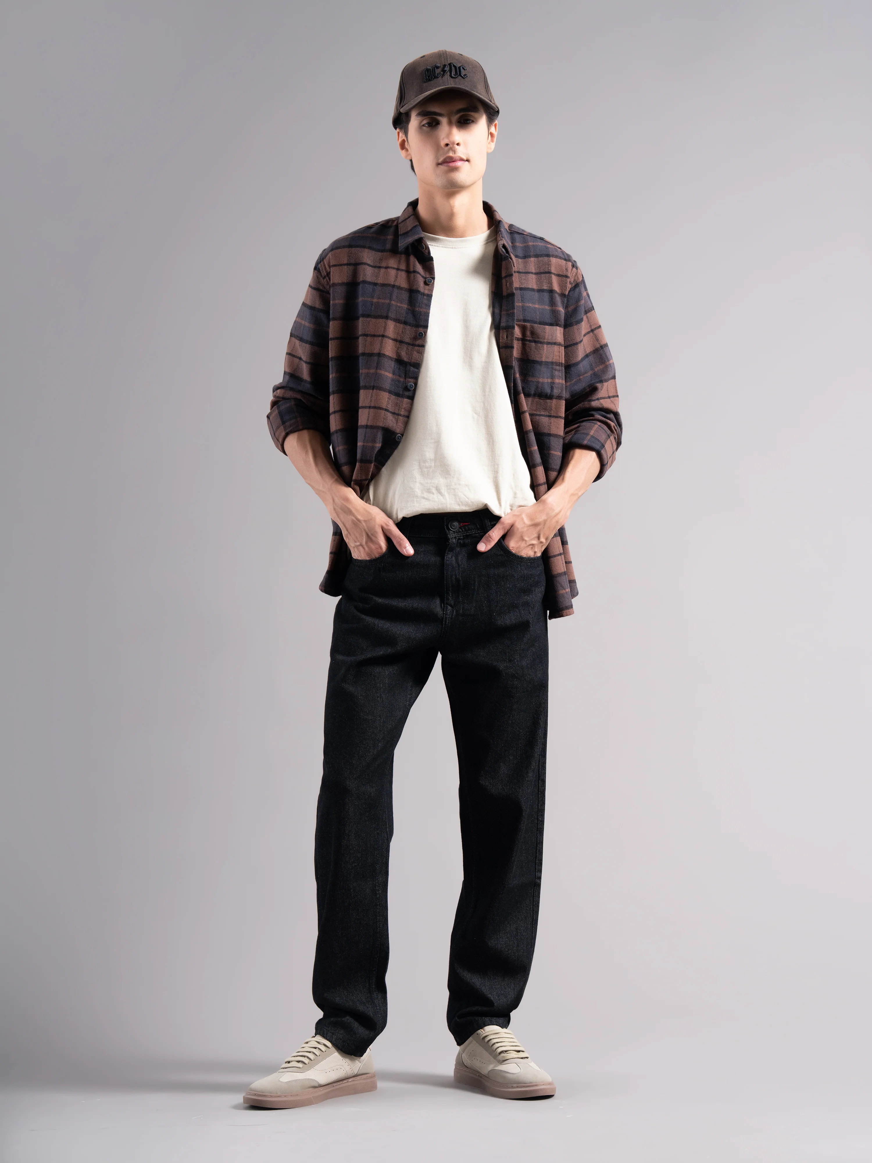 Men Black Regular Fit Jeans - Image 6