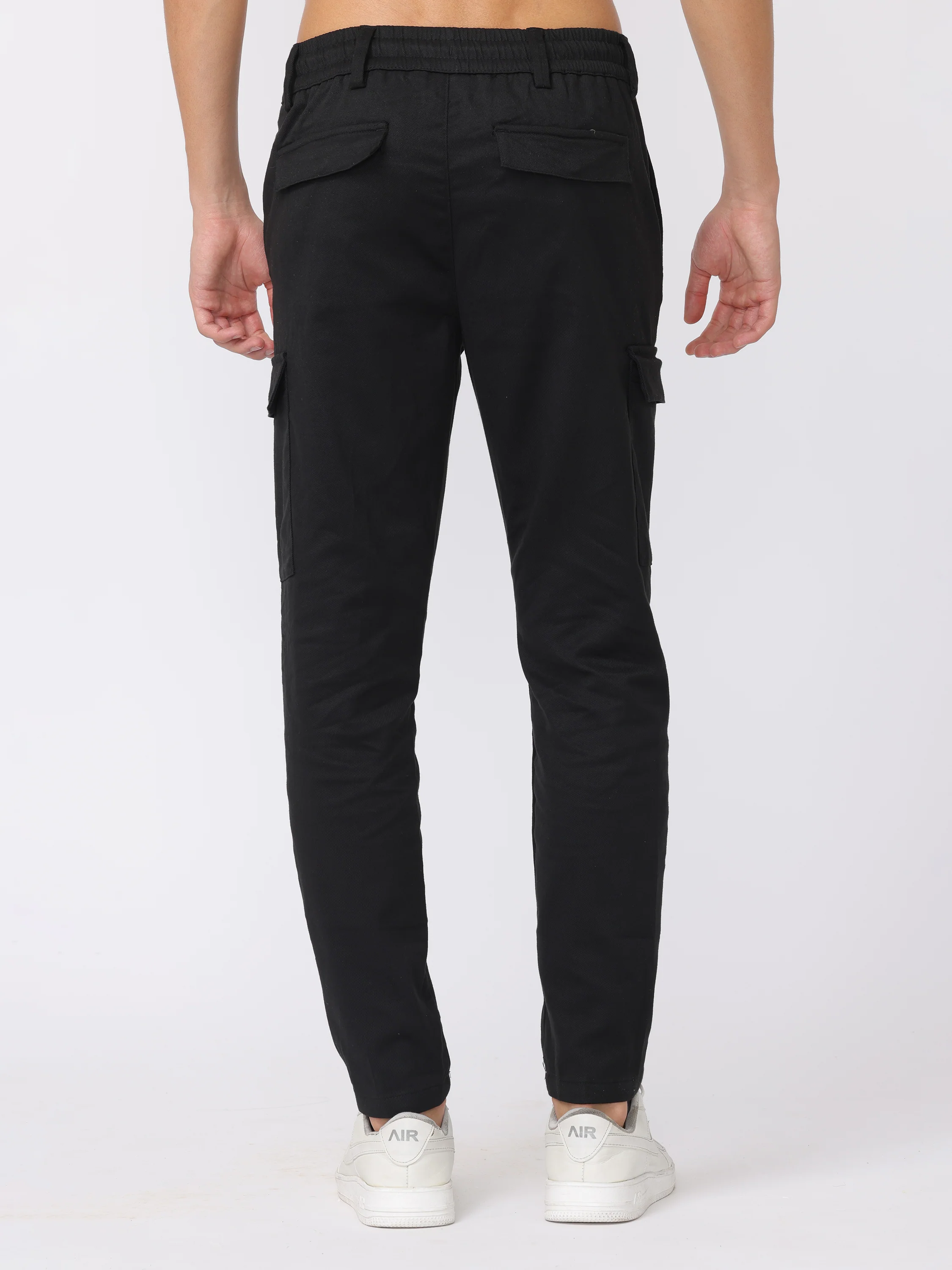 Men Black Regular Fit Cargo Pants - Image 3