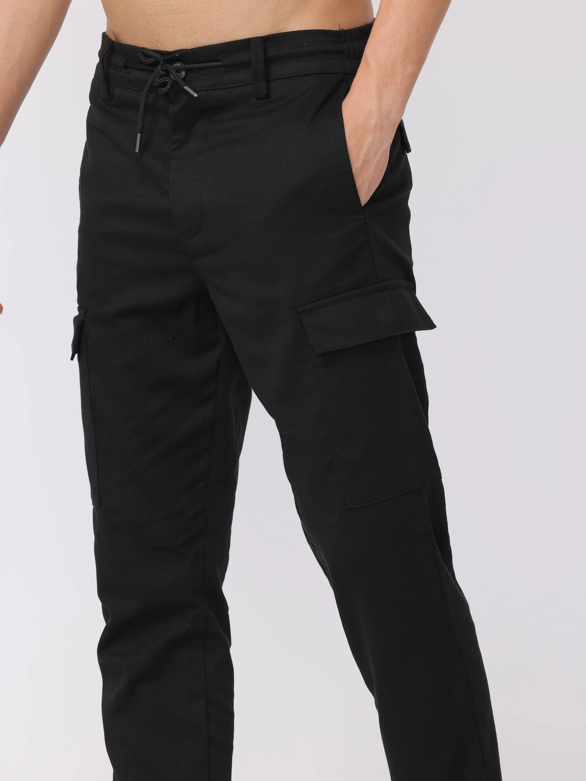 Men Black Regular Fit Cargo Pants - Image 5